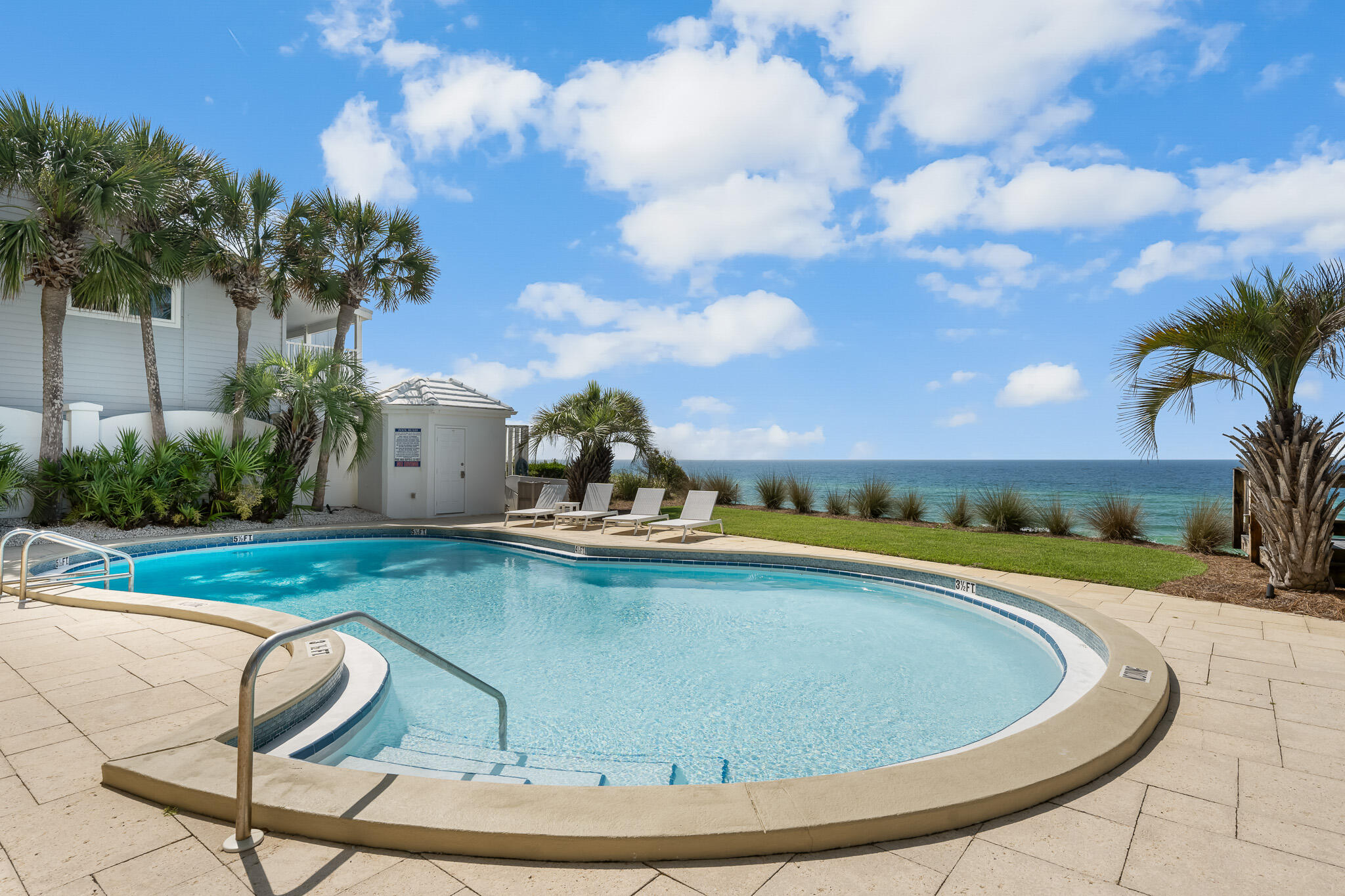 WHITE CLIFFS CONDO - Residential