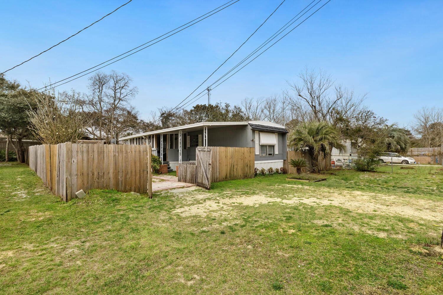 CRESTVIEW HEIGHTS 1ST ADDN - Residential