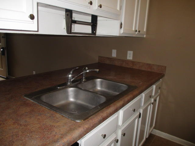 PINE MEADOWS 3RD ADDN PH 2 - Residential Lease