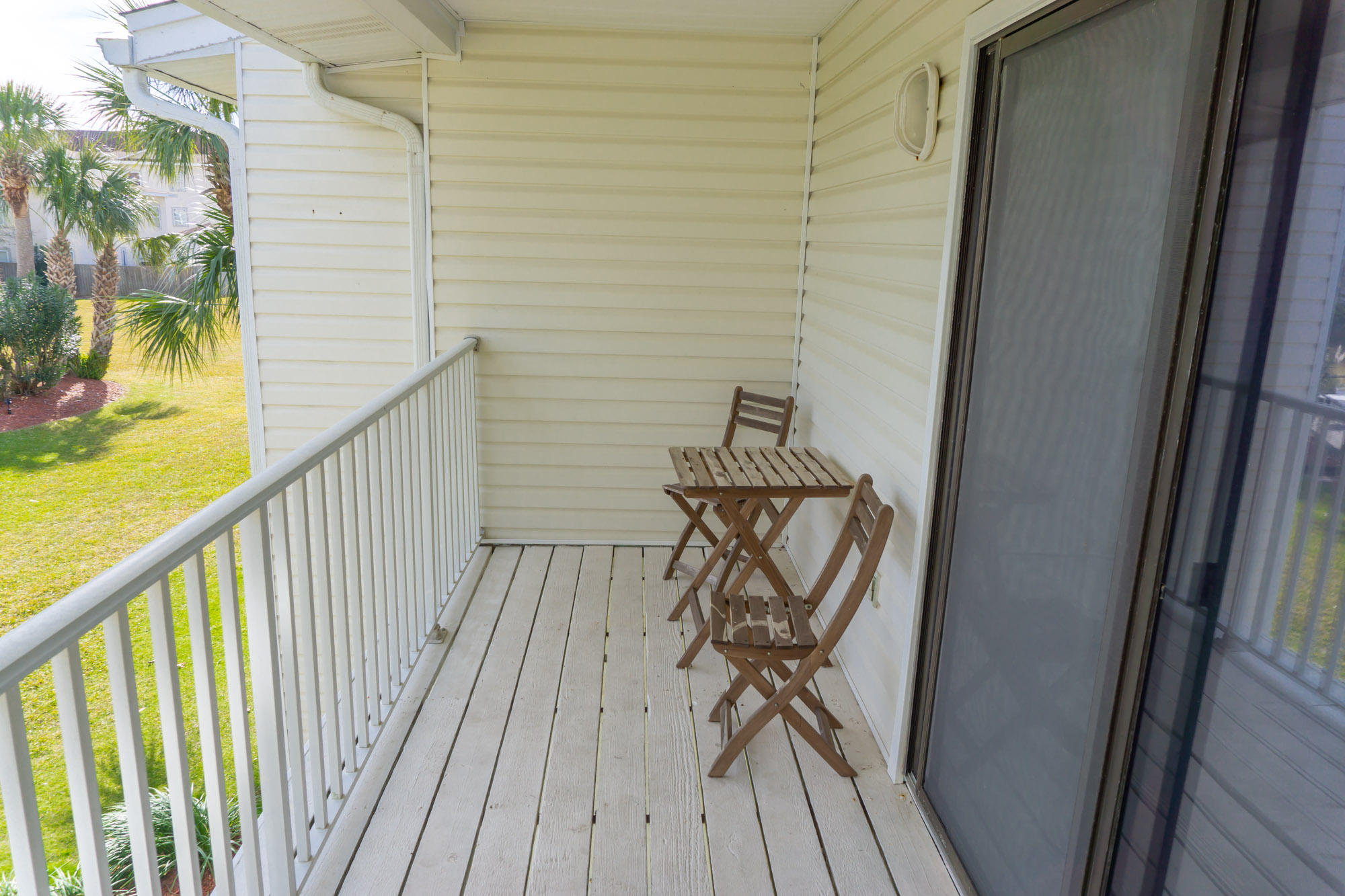 SUMMERHOUSE T/H - Residential
