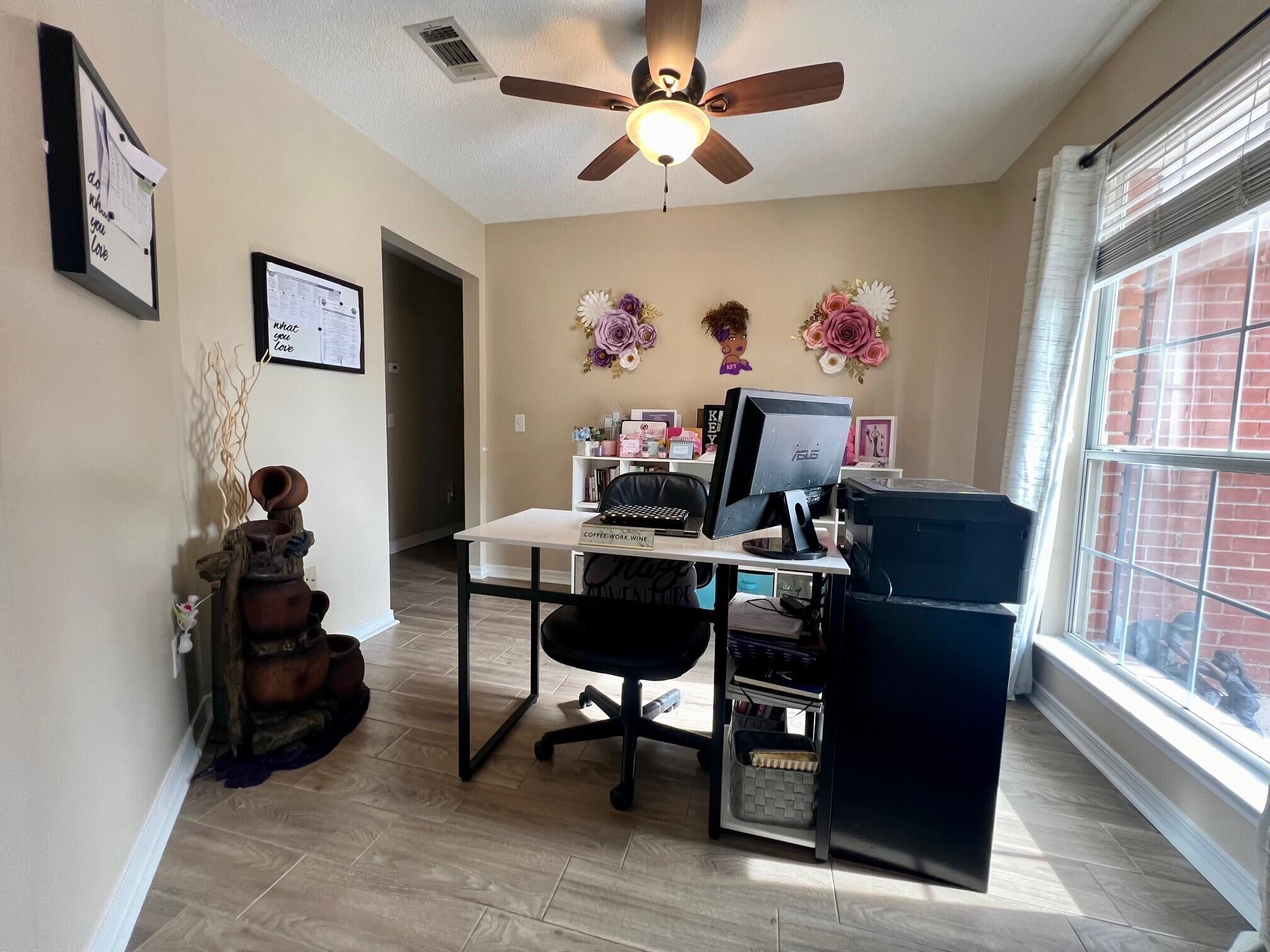 RIVERCHASE S/D PH 2 - Residential Lease