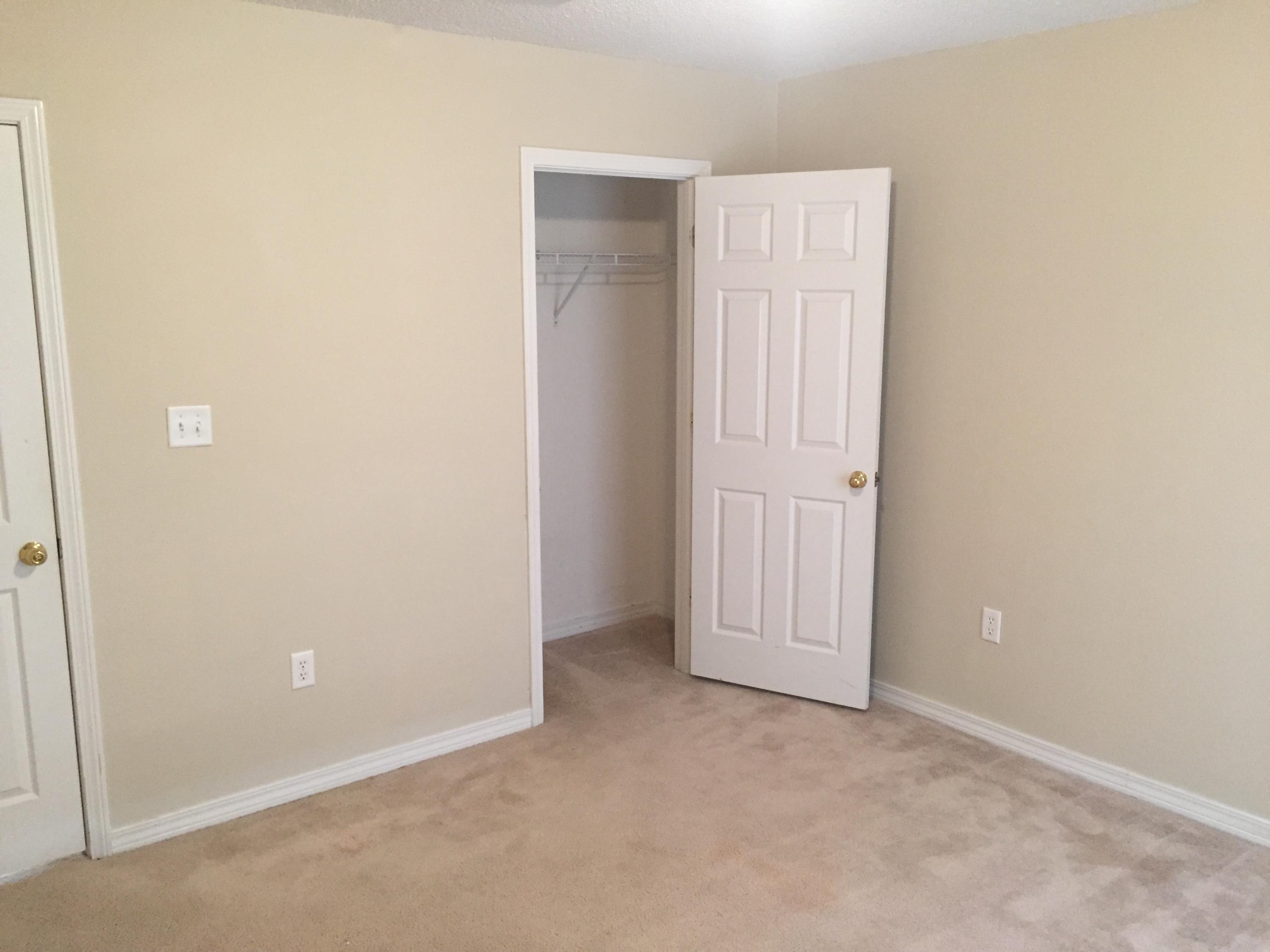 VICTORIAN VILLAGE - Residential Lease