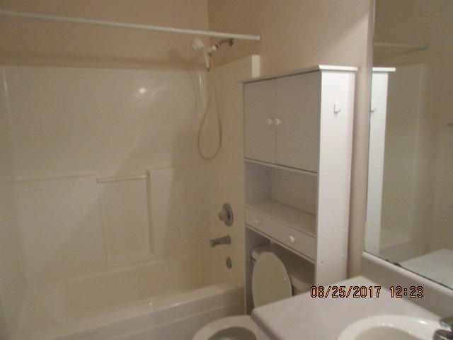 PARK PLACE 5 - Residential Lease