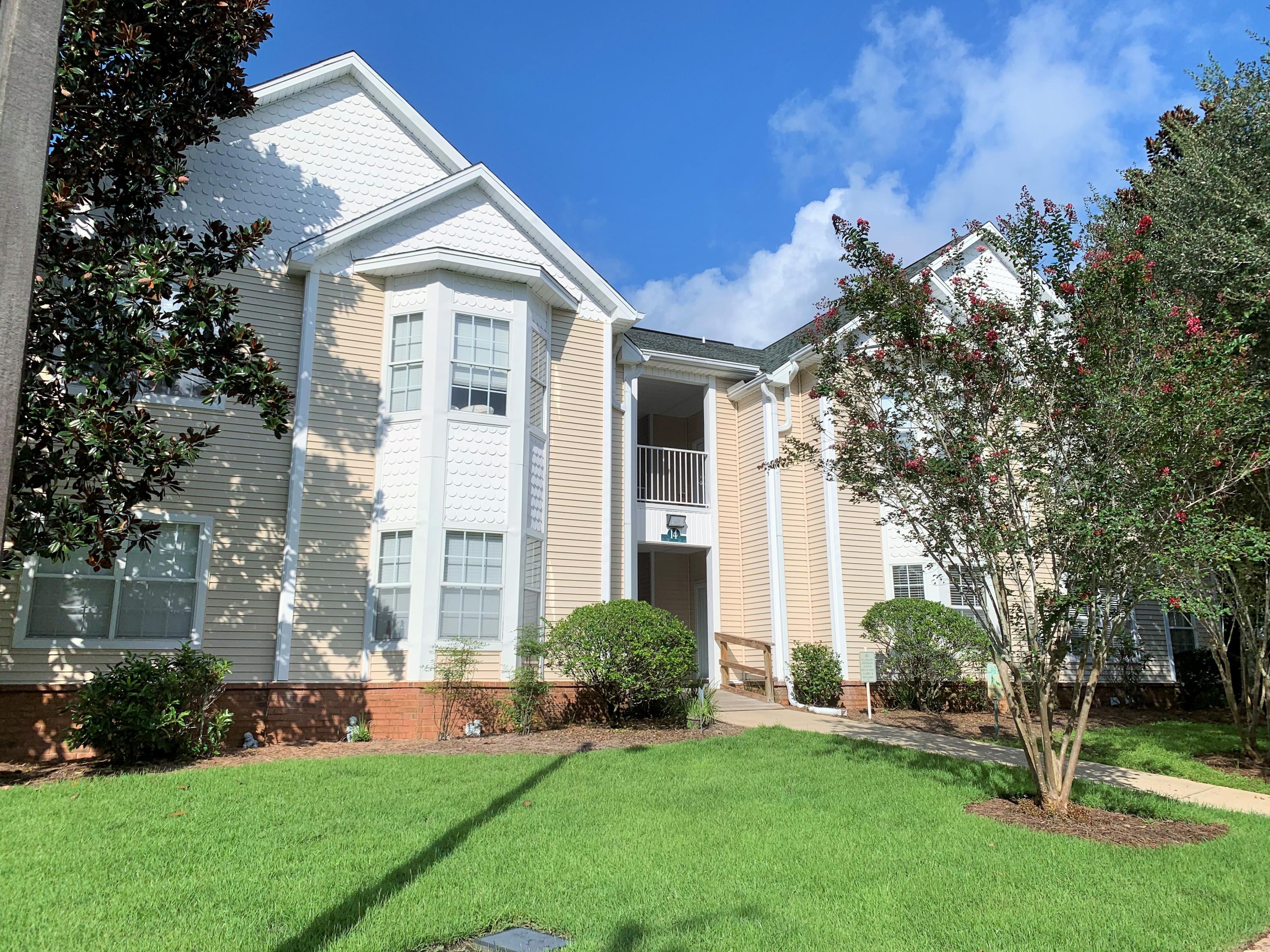 THE OAKS AT NICEVILLE - Residential Lease