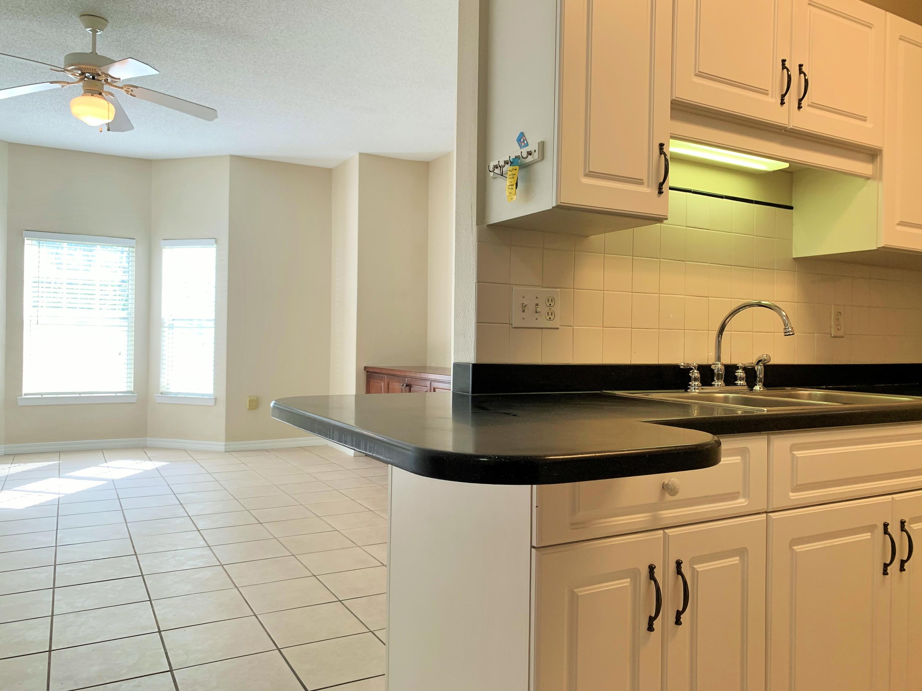 THE OAKS AT NICEVILLE - Residential Lease