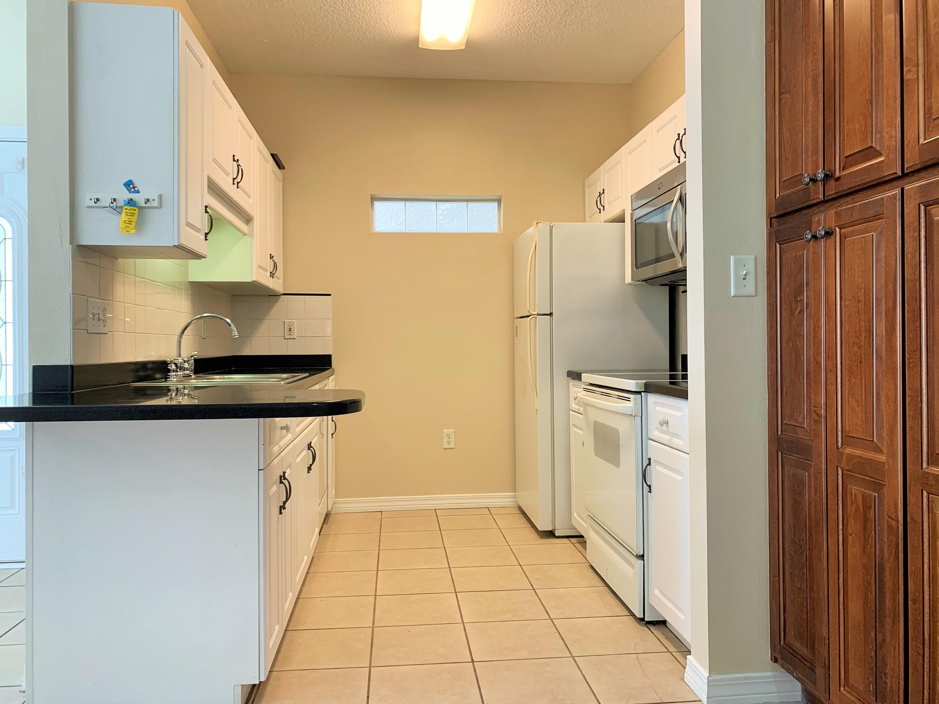 THE OAKS AT NICEVILLE - Residential Lease