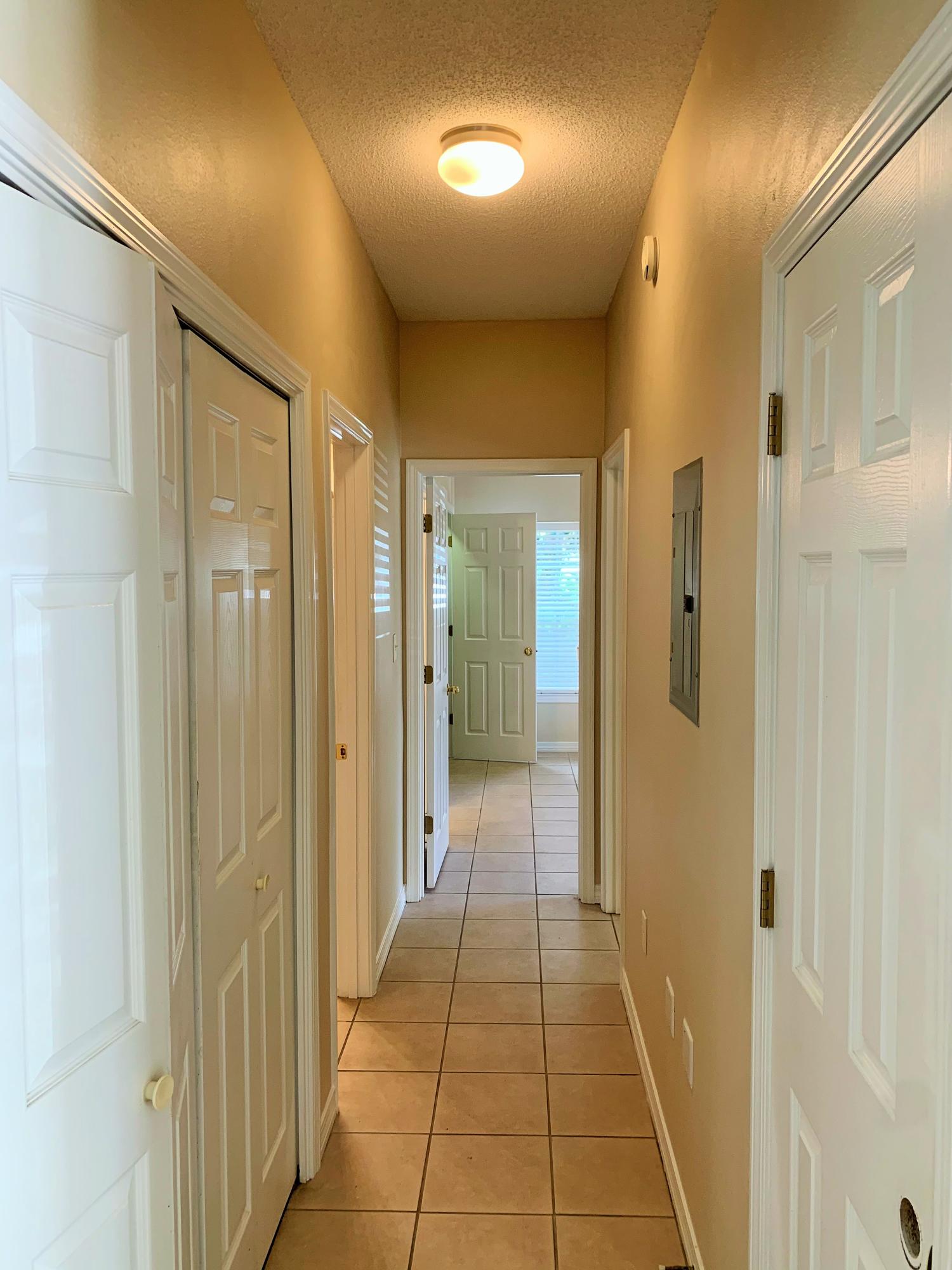 THE OAKS AT NICEVILLE - Residential Lease