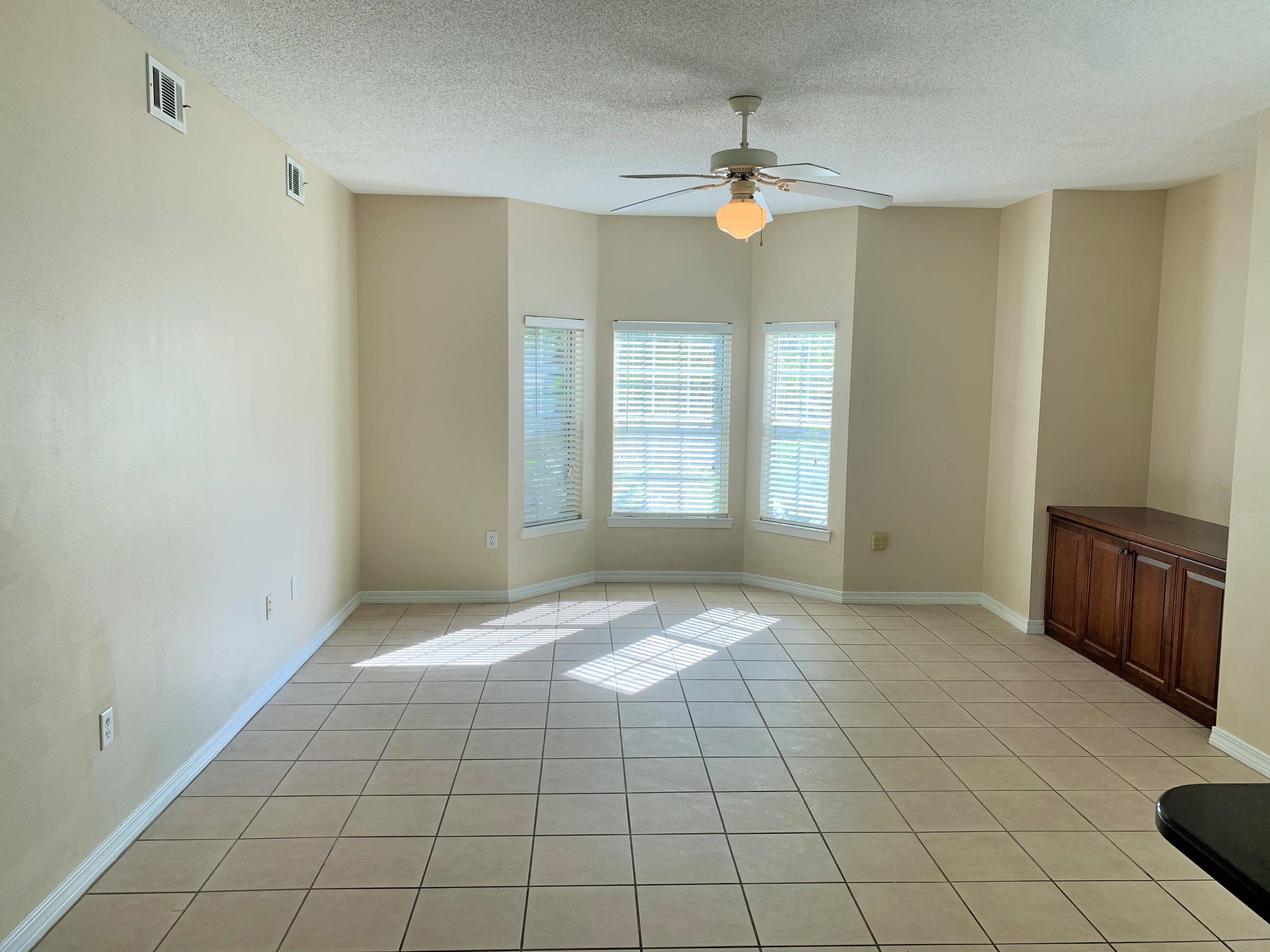 THE OAKS AT NICEVILLE - Residential Lease