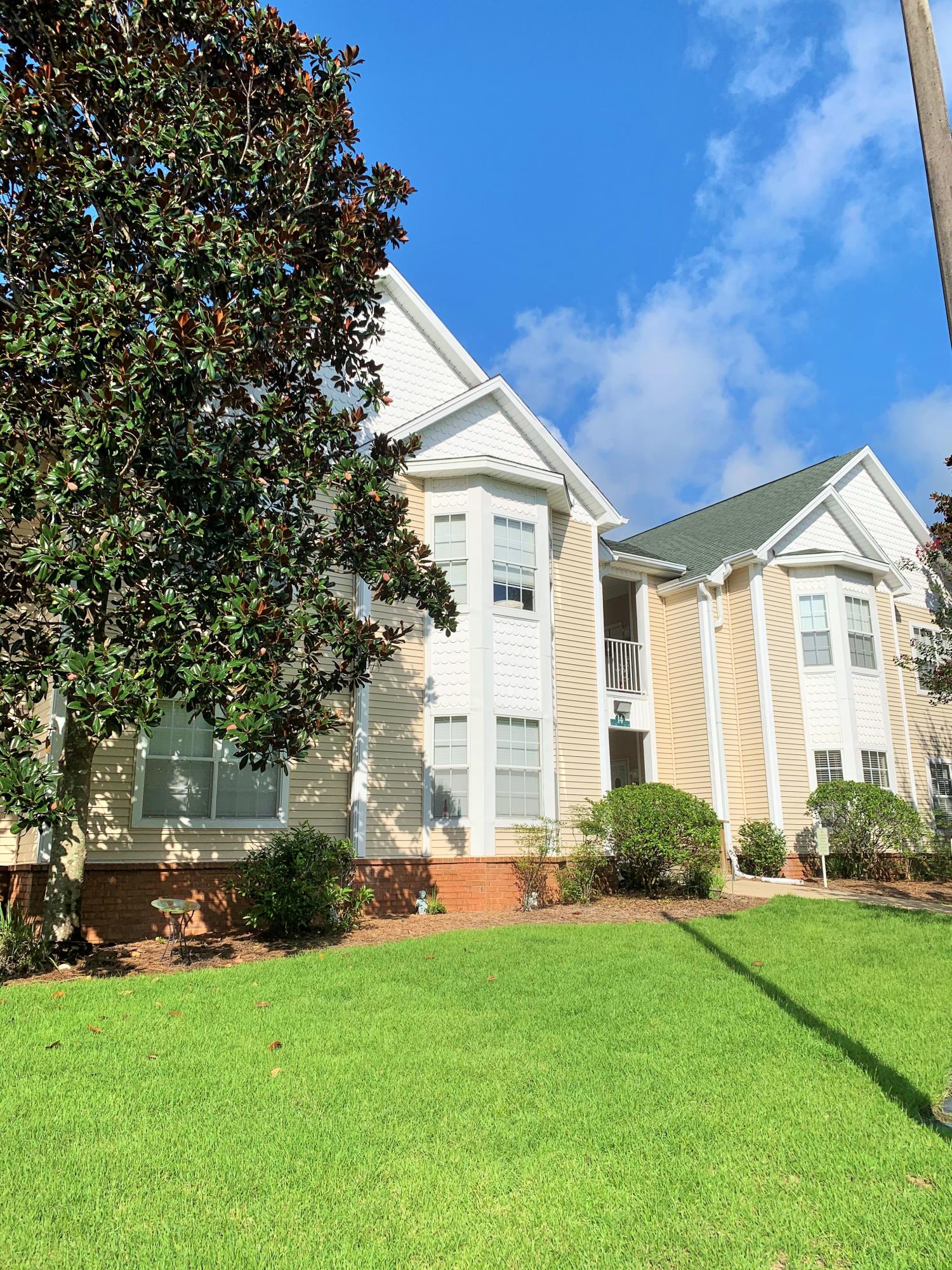 THE OAKS AT NICEVILLE - Residential Lease