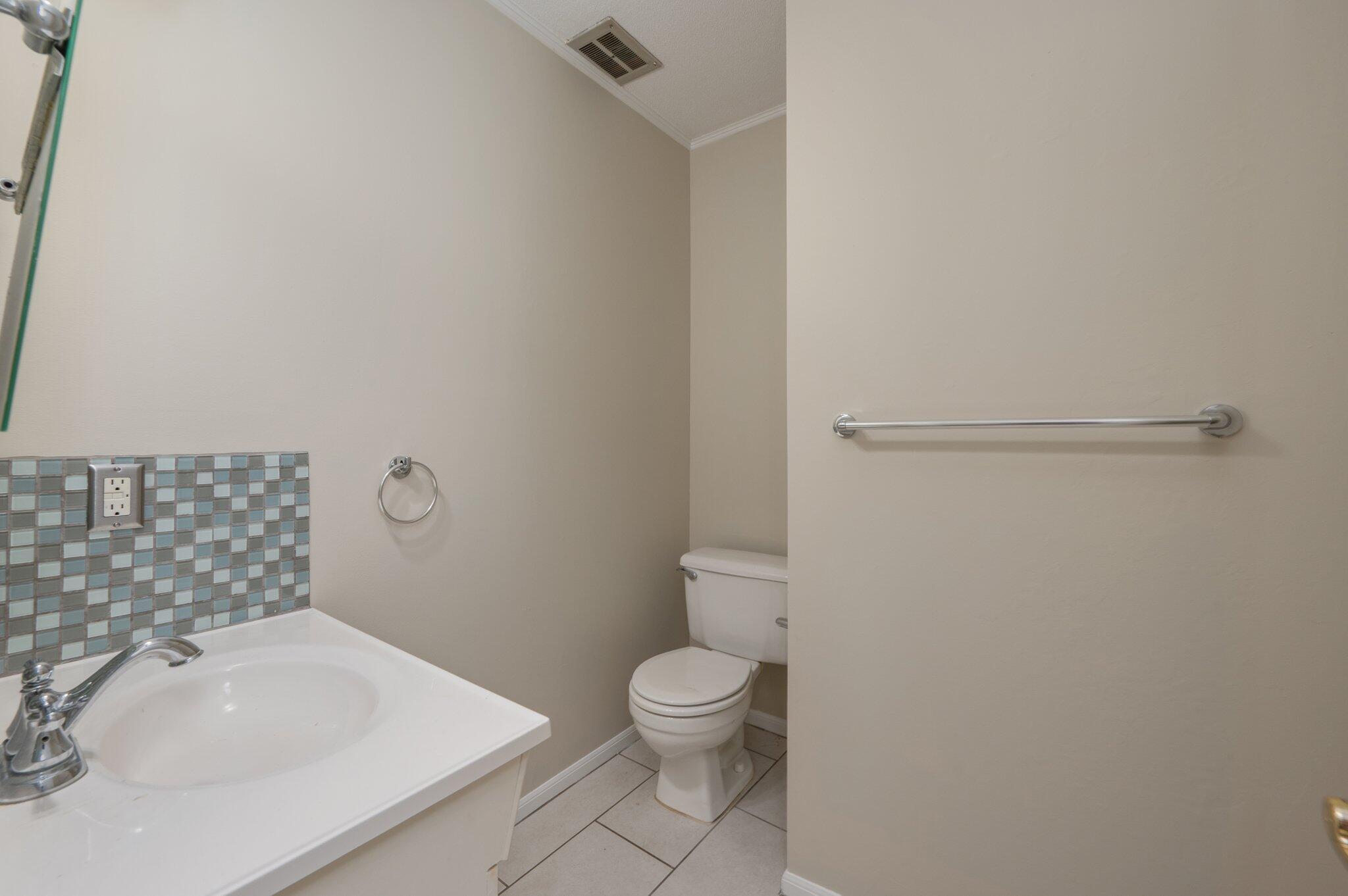 BAYOU POQUITO - Residential Lease