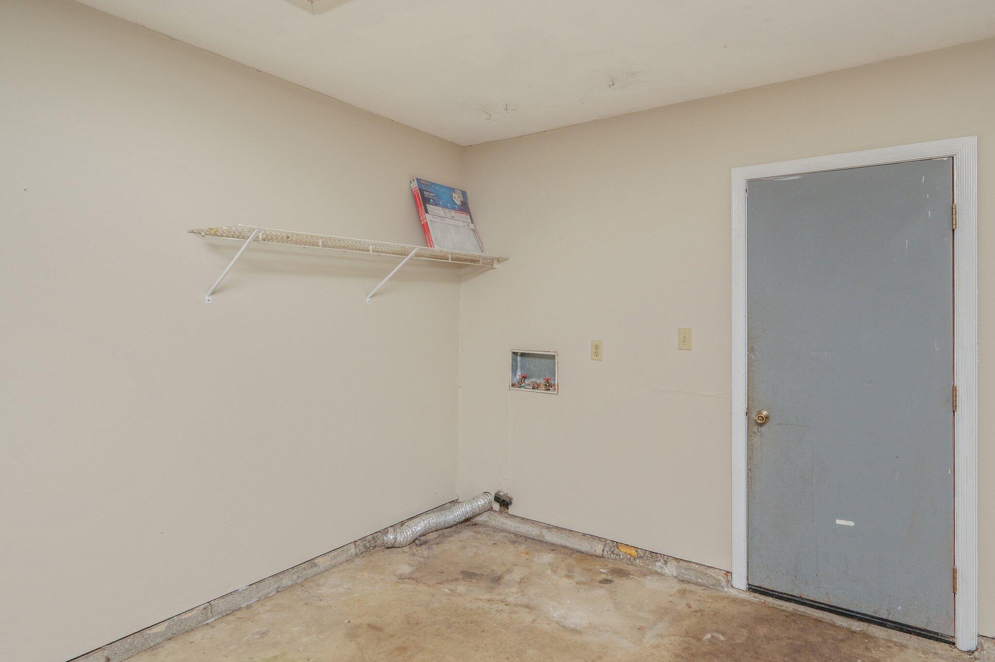 BAYOU POQUITO - Residential Lease