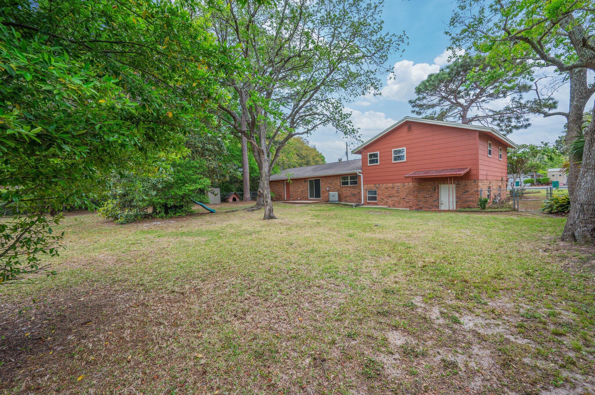 BAYOU POQUITO - Residential Lease