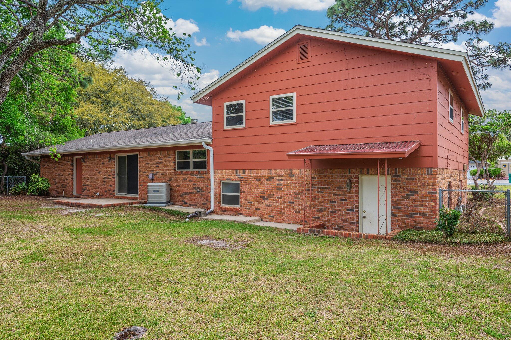 BAYOU POQUITO - Residential Lease