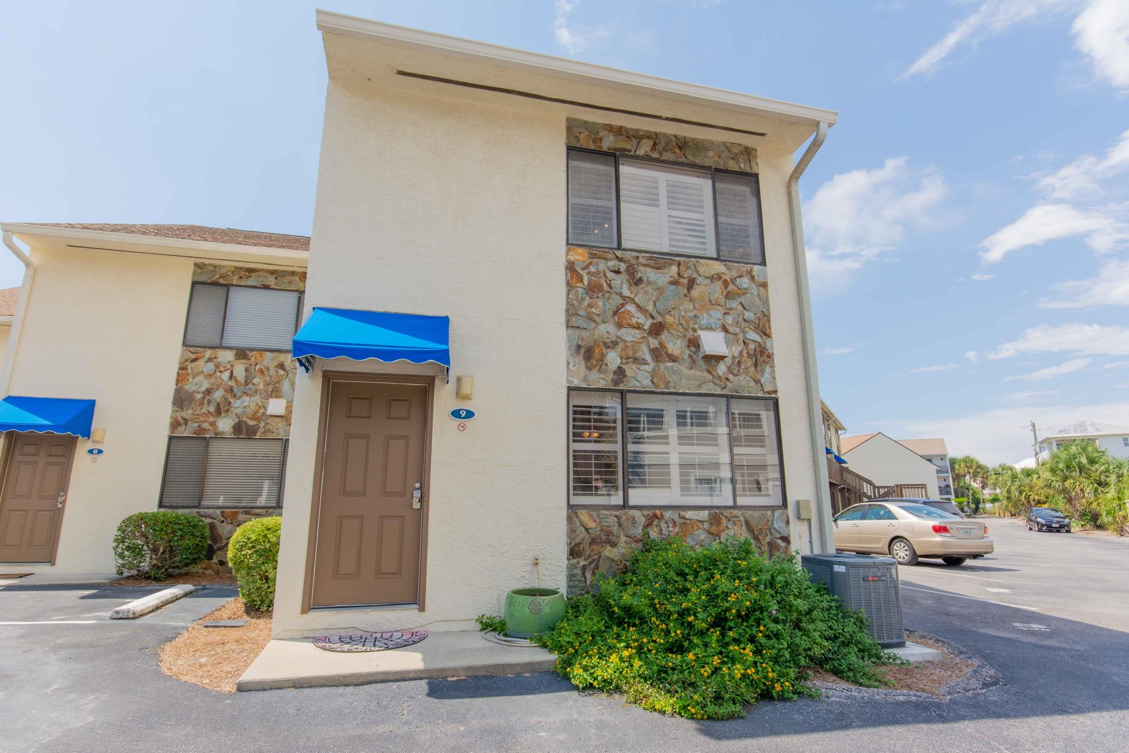 BLUE SURF T/H - Residential