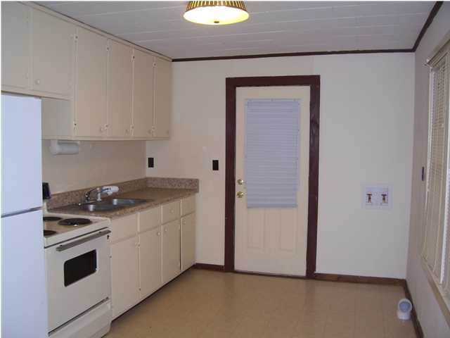 DIXON S/D - Residential Lease