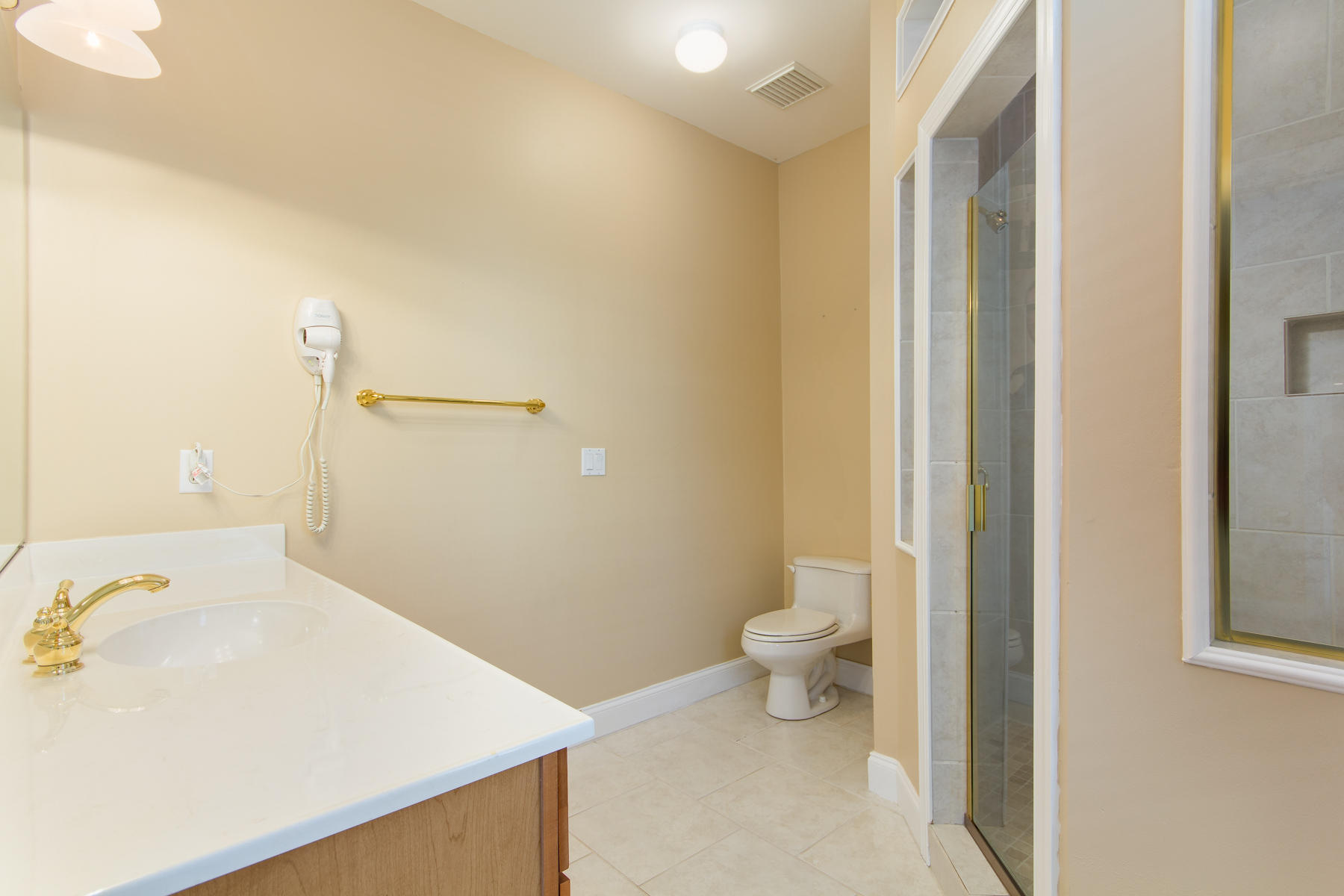 EMERALD LAKES PH 1 - Residential