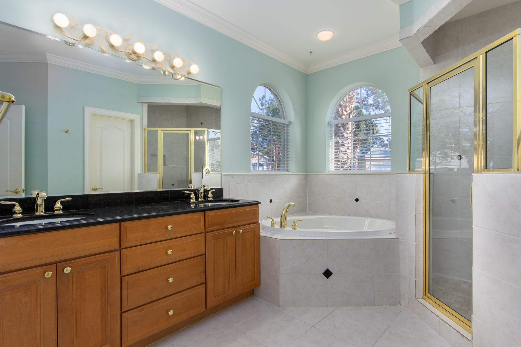 EMERALD LAKES PH 1 - Residential