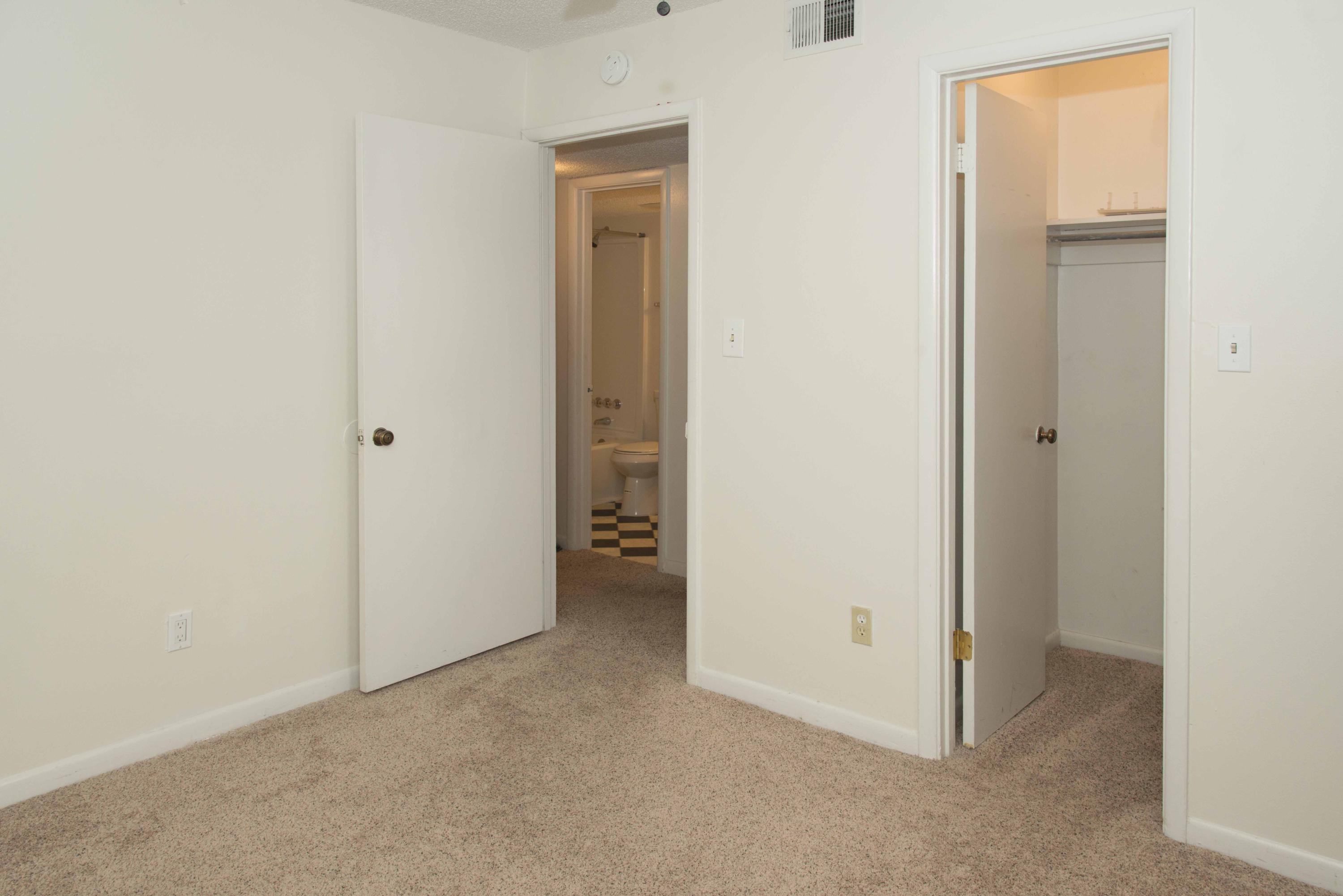 FOUNTAINHEAD CONDO - Residential Lease
