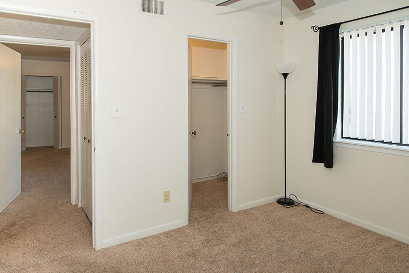 FOUNTAINHEAD CONDO - Residential Lease