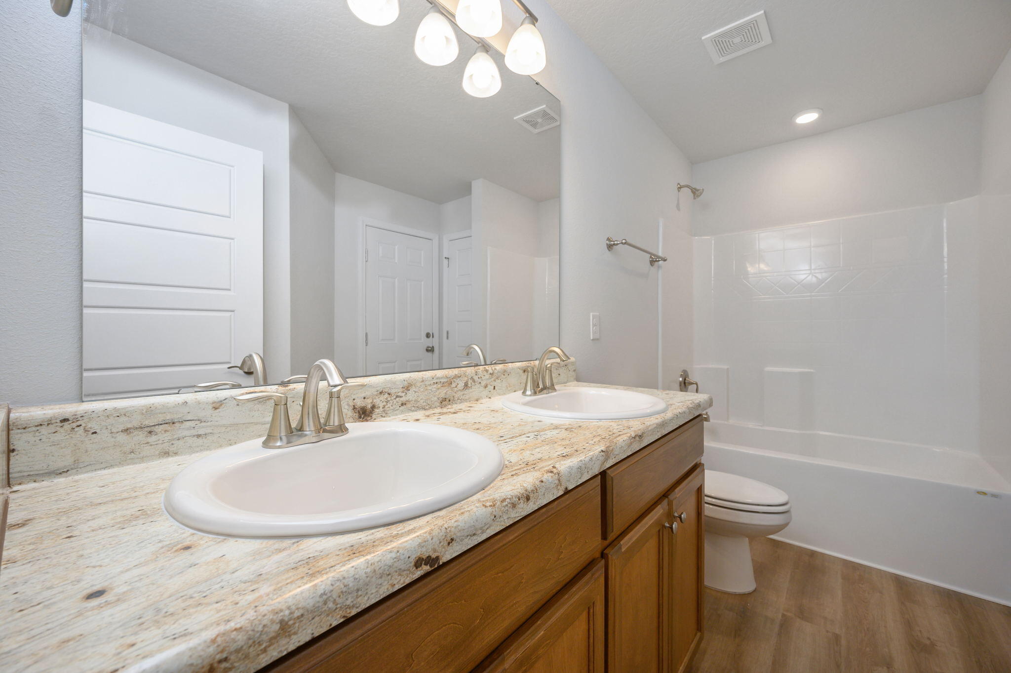 CHARLESTON PLACE - Residential Lease