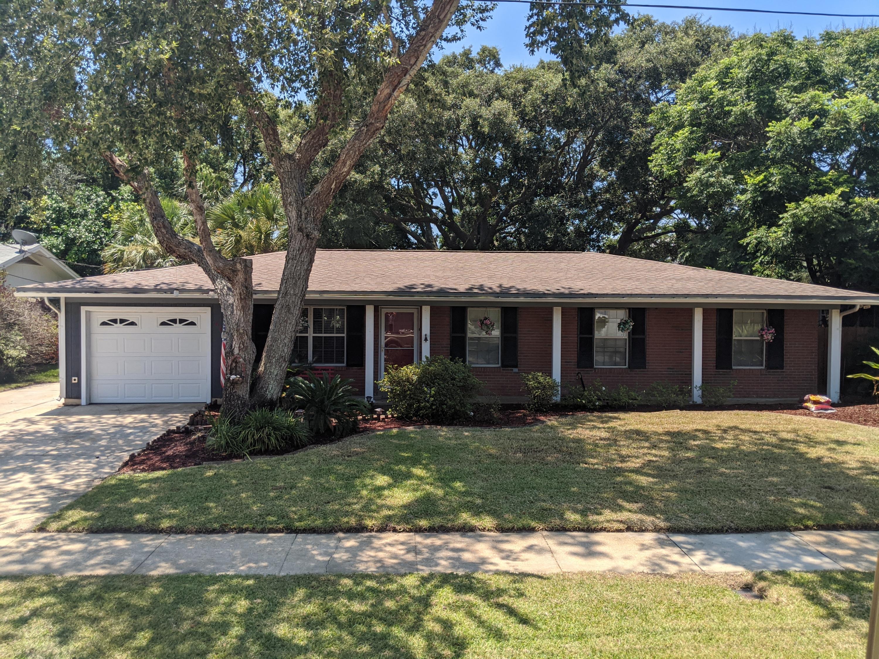 SEA HILLS - Residential Lease