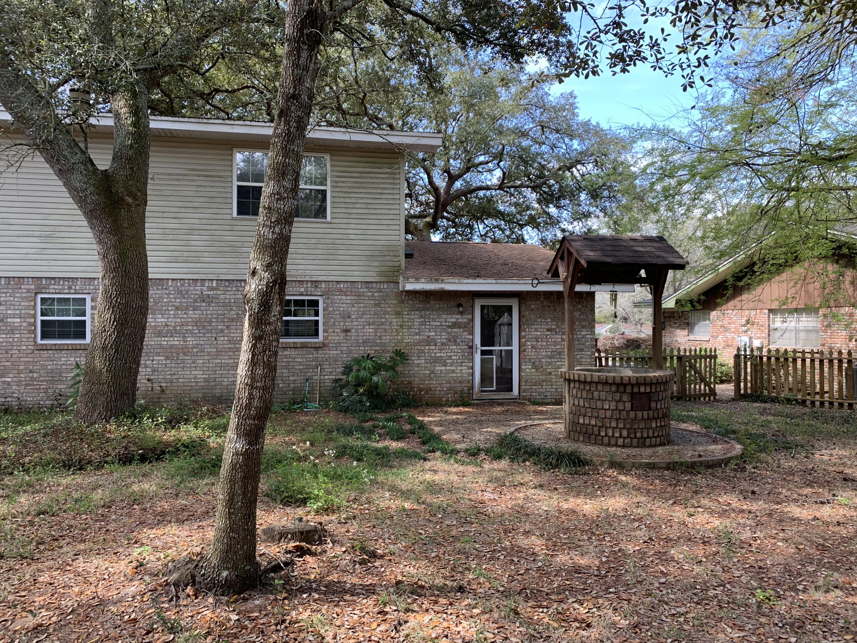 EDGEWATER VILLAGE - Residential Lease