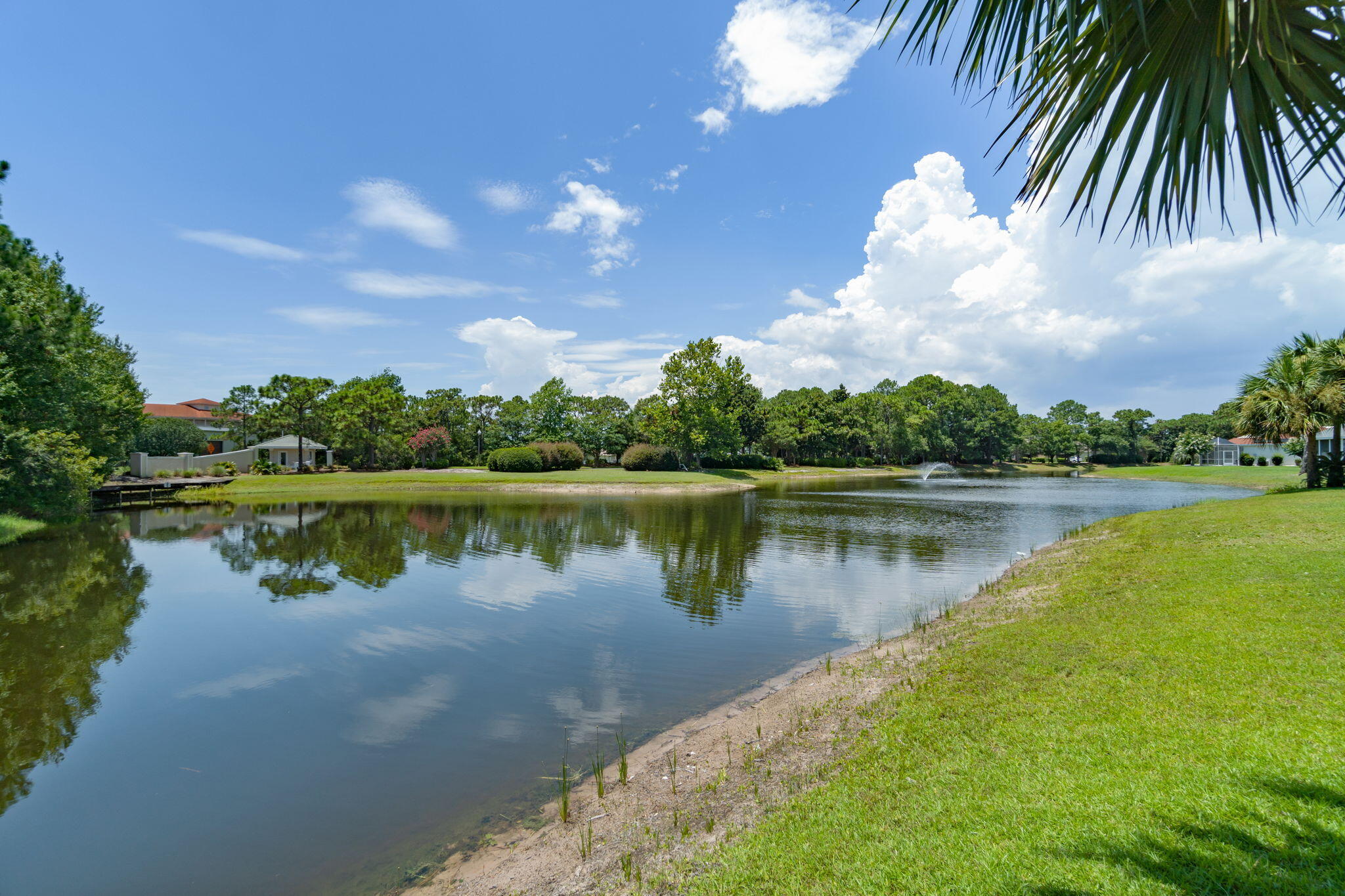 EMERALD LAKES PH 1 - Residential