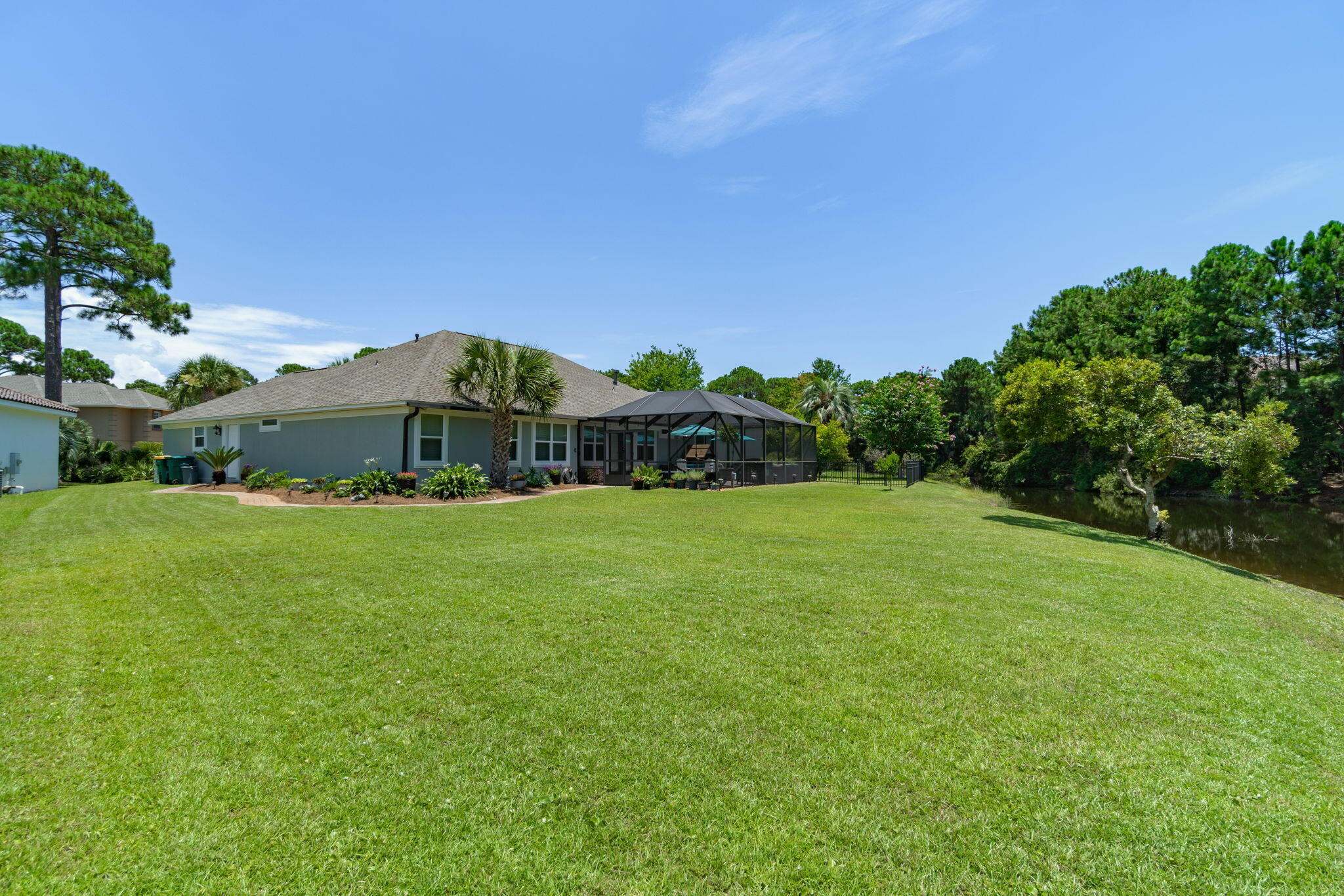 EMERALD LAKES PH 1 - Residential