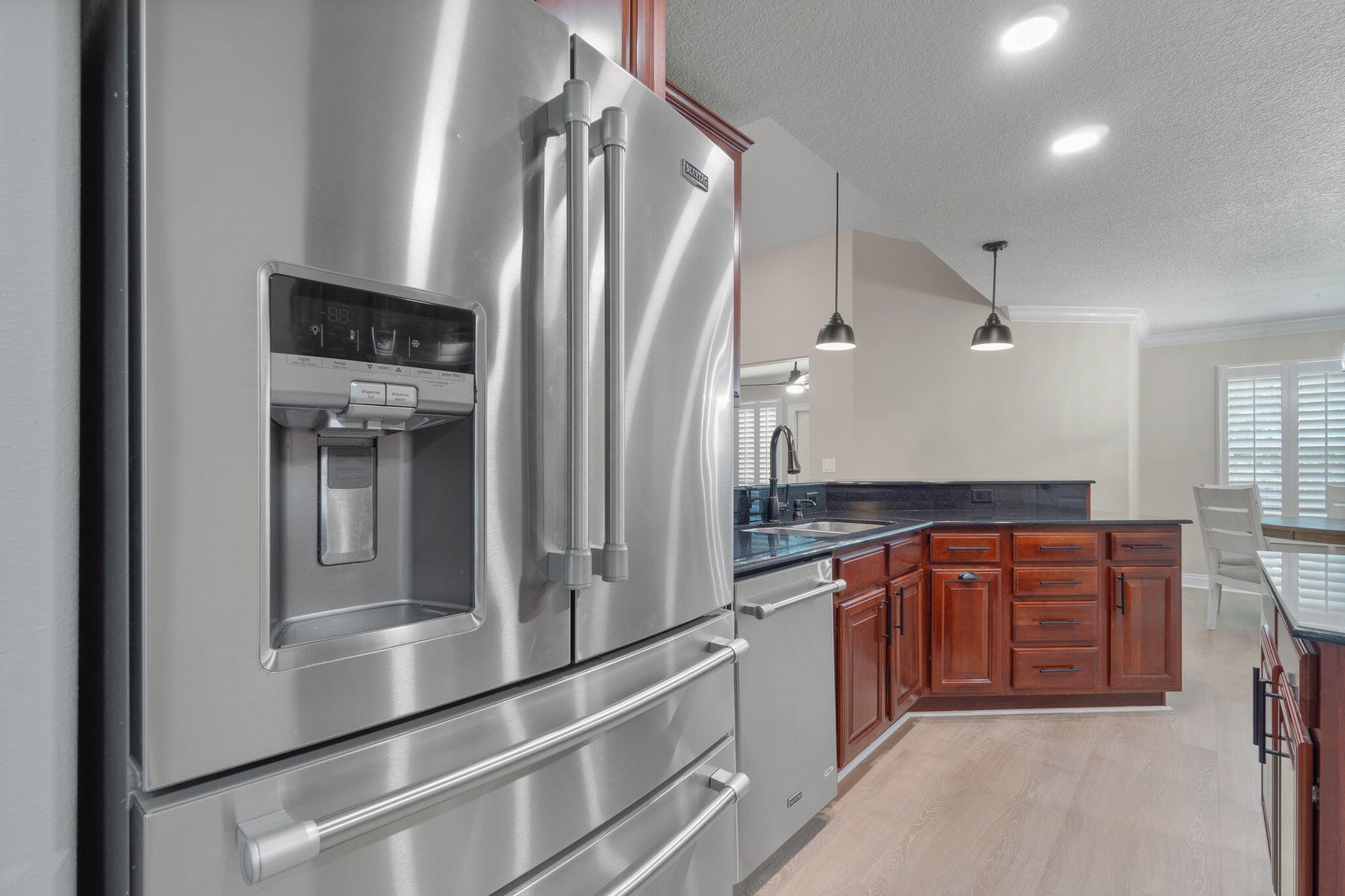 EMERALD LAKES PH 1 - Residential