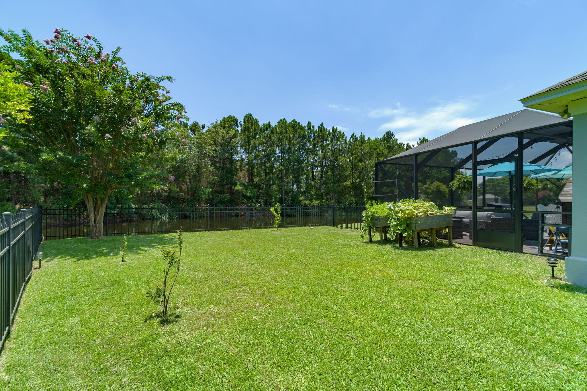 EMERALD LAKES PH 1 - Residential