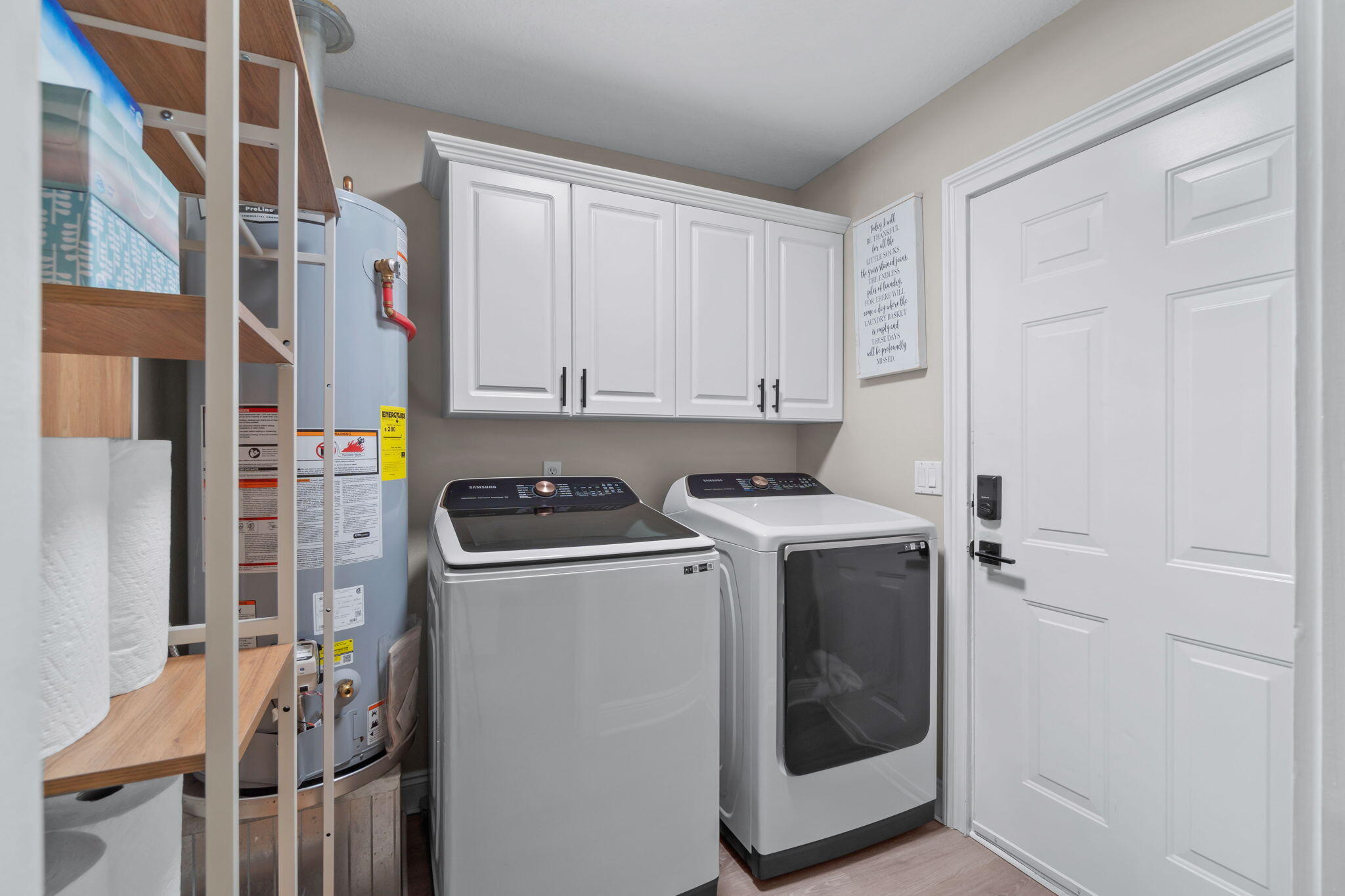 EMERALD LAKES PH 1 - Residential
