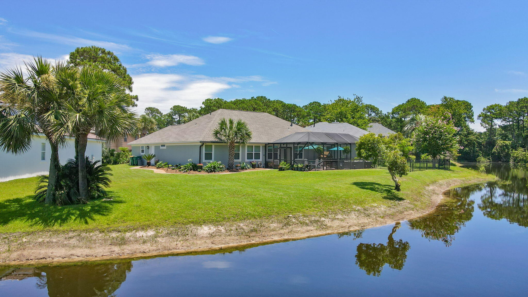 EMERALD LAKES PH 1 - Residential