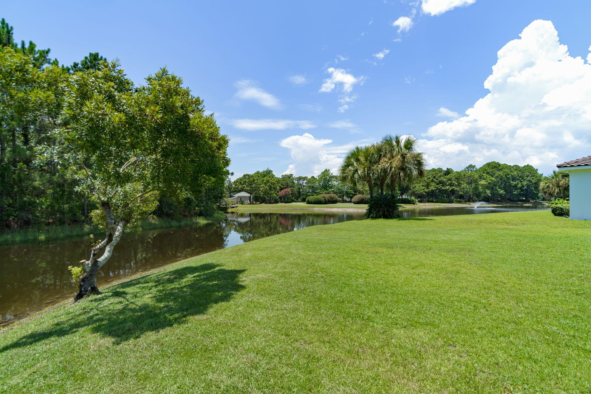 EMERALD LAKES PH 1 - Residential