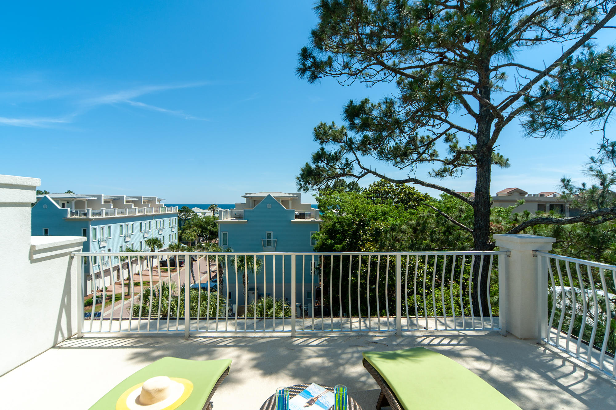 SUMMER PLACE - Residential