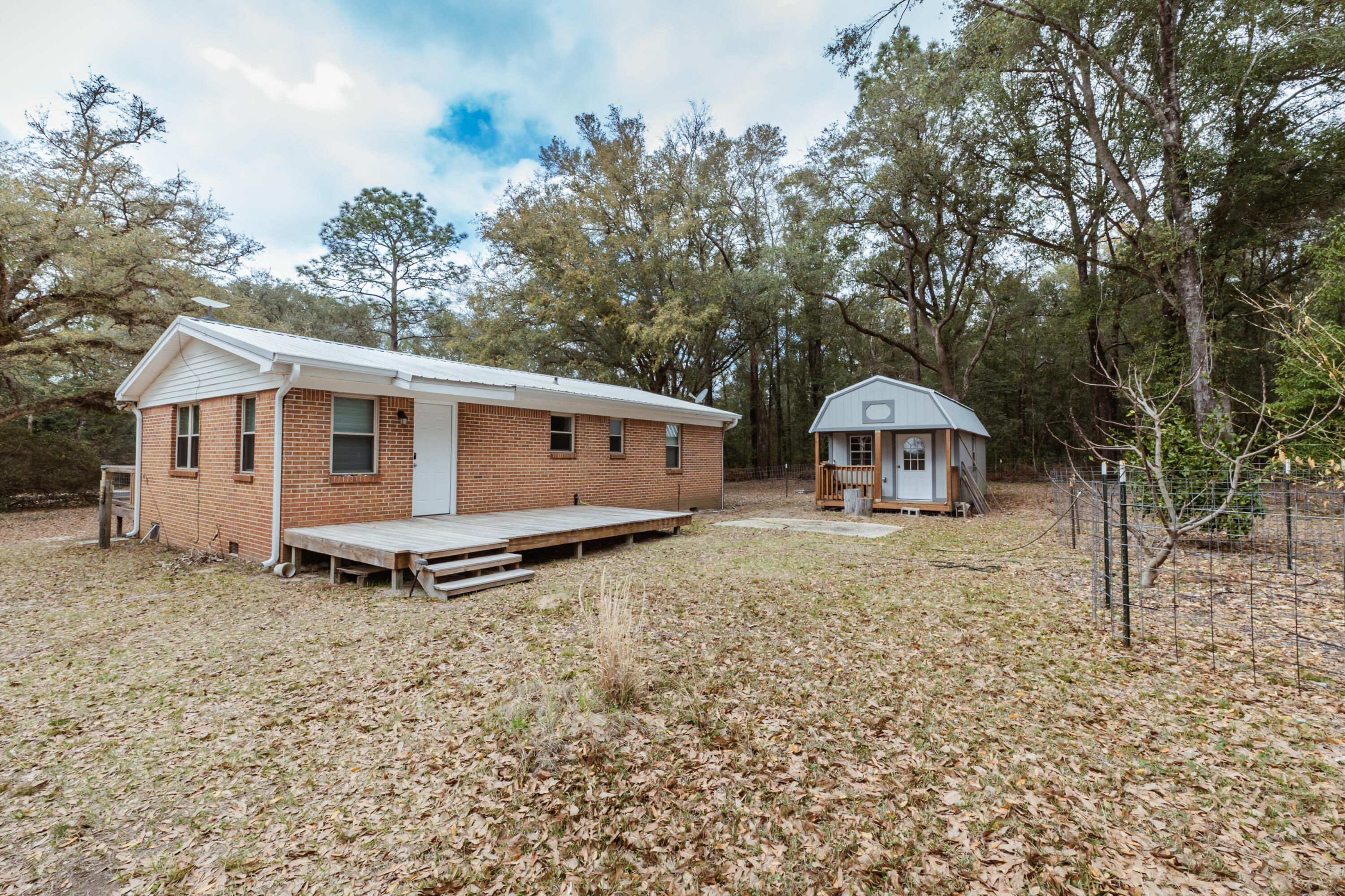METES & BOUNDS - Residential Lease