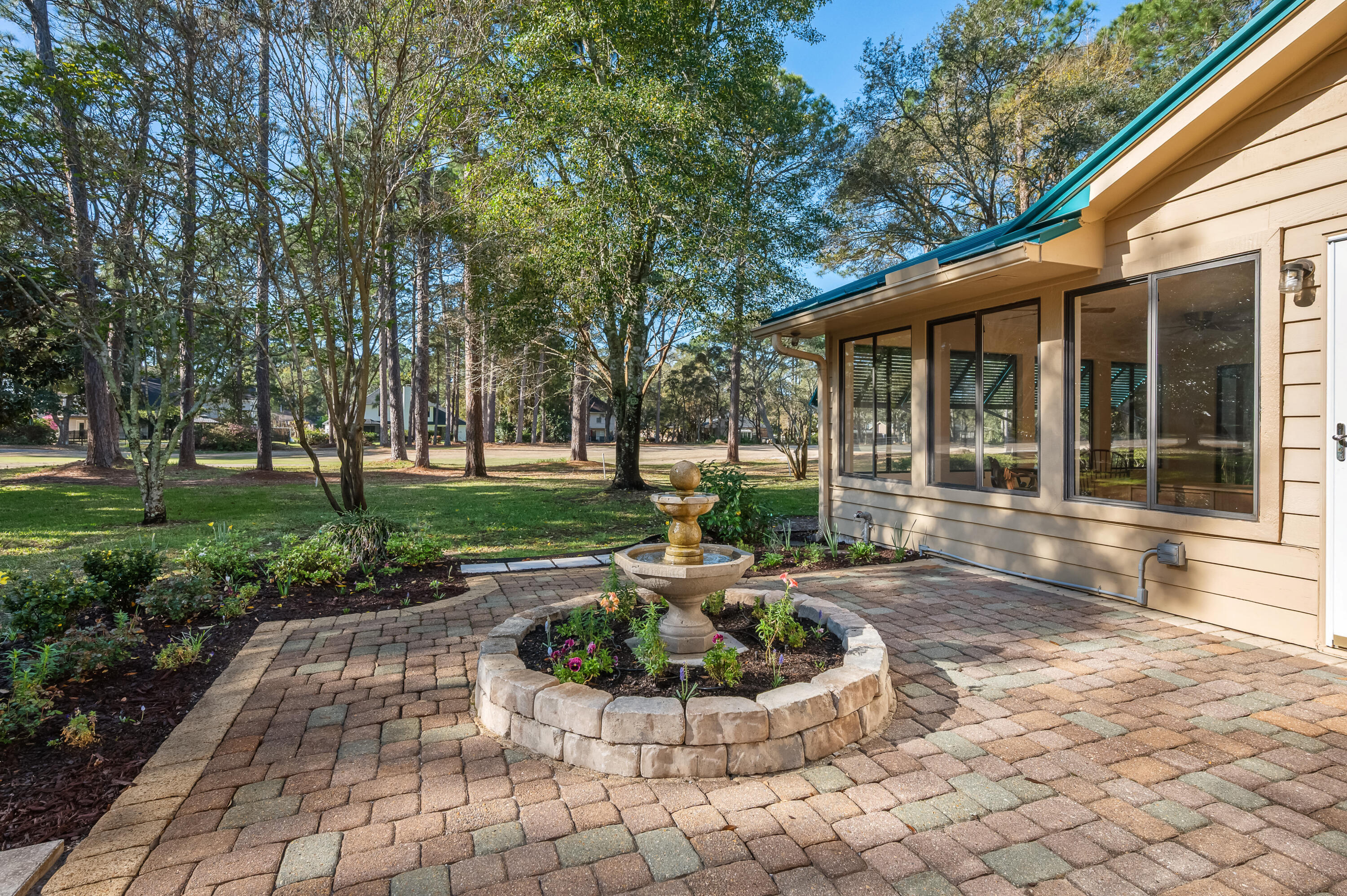ST ANDREWS WEST BLUEWATER BAY 1 - Residential