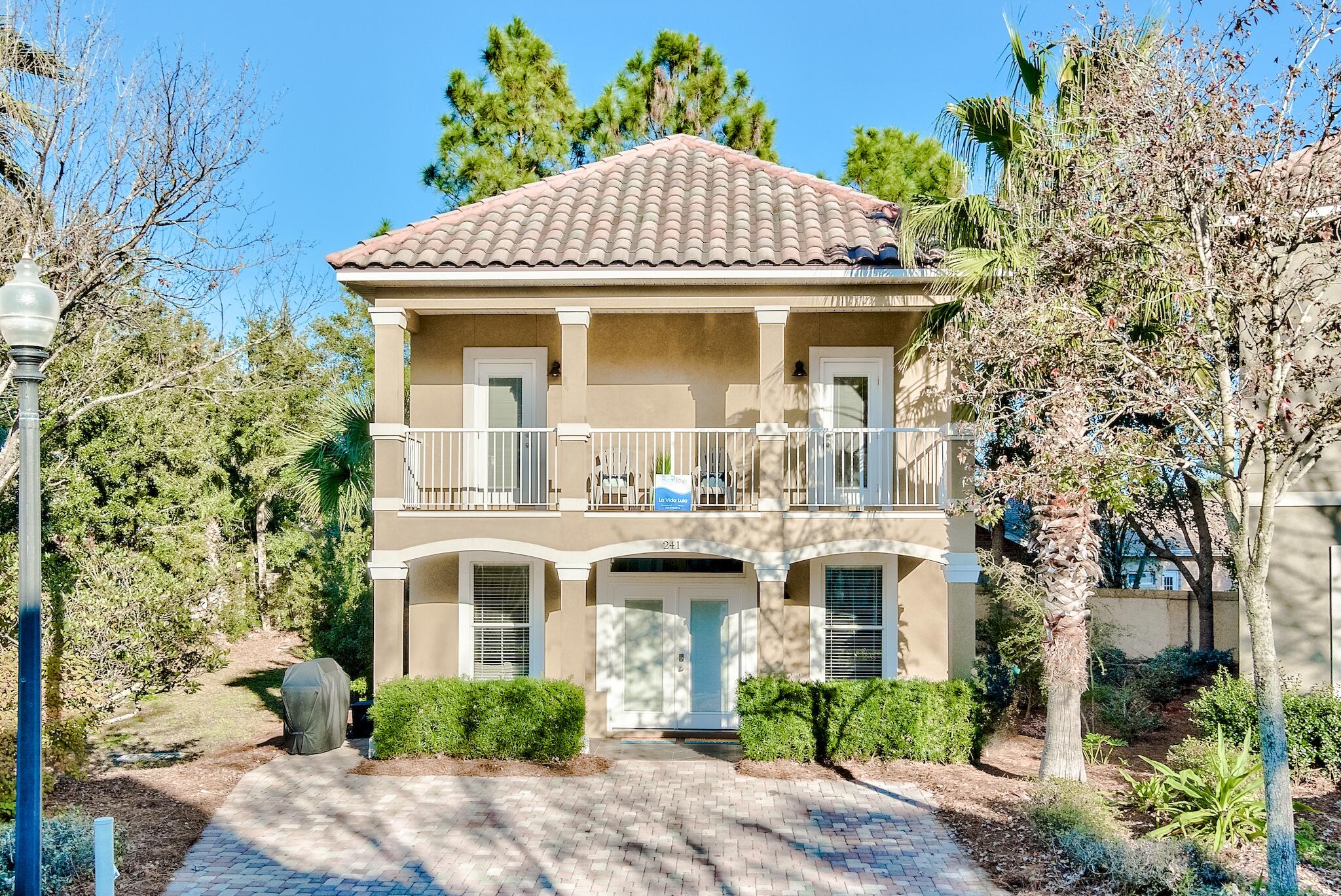 VILLAGES OF CRYSTAL BEACH - Residential