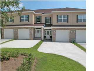 WALTON OAKS TOWNHOMES - Residential