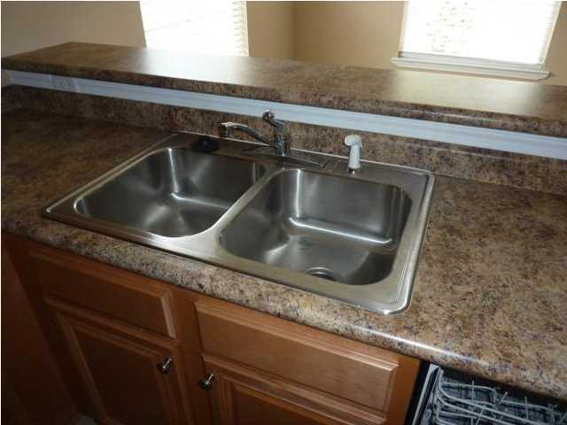 BRENTWOOD PARK - Residential Lease