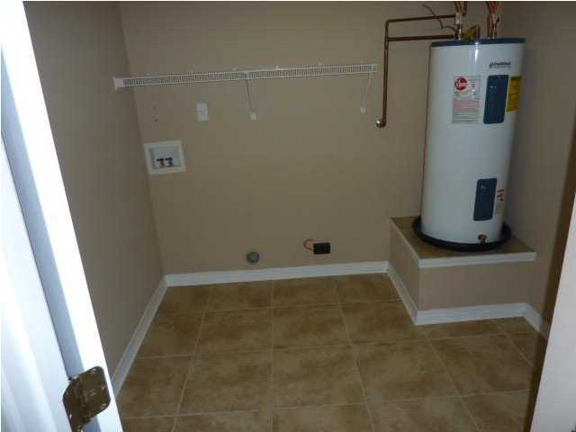 BRENTWOOD PARK - Residential Lease