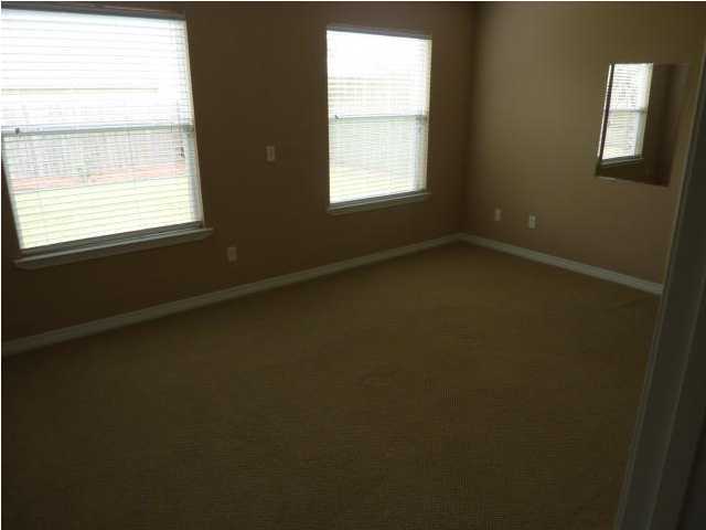BRENTWOOD PARK - Residential Lease