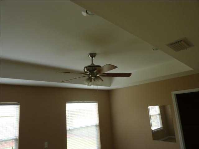 BRENTWOOD PARK - Residential Lease