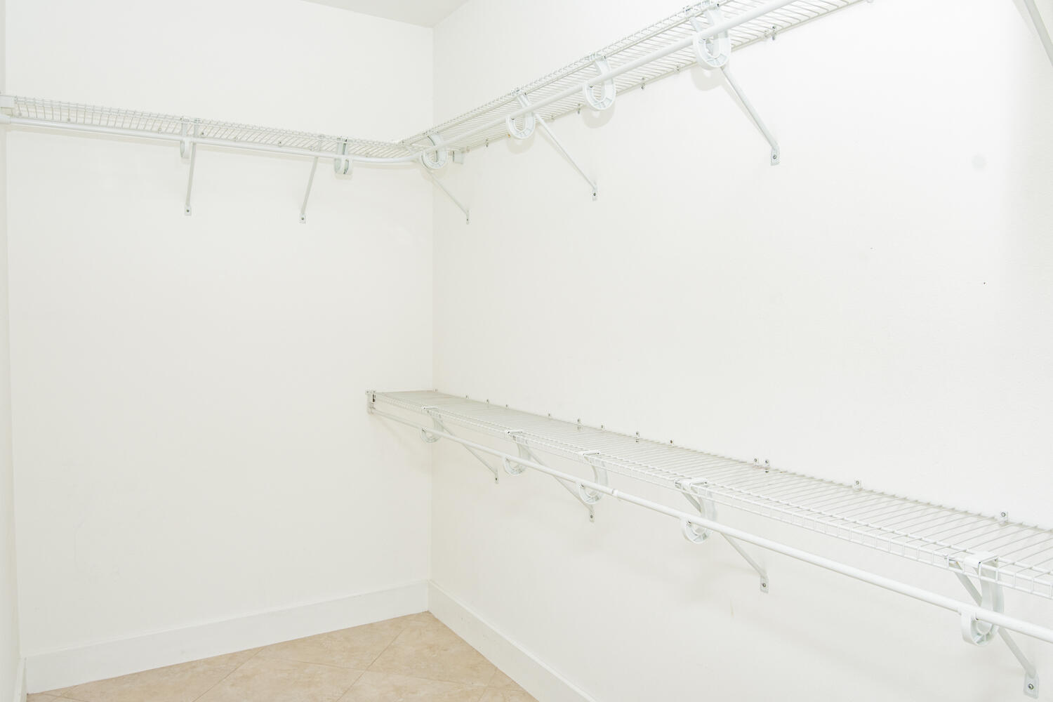 ALICIA PLACE - Residential Lease