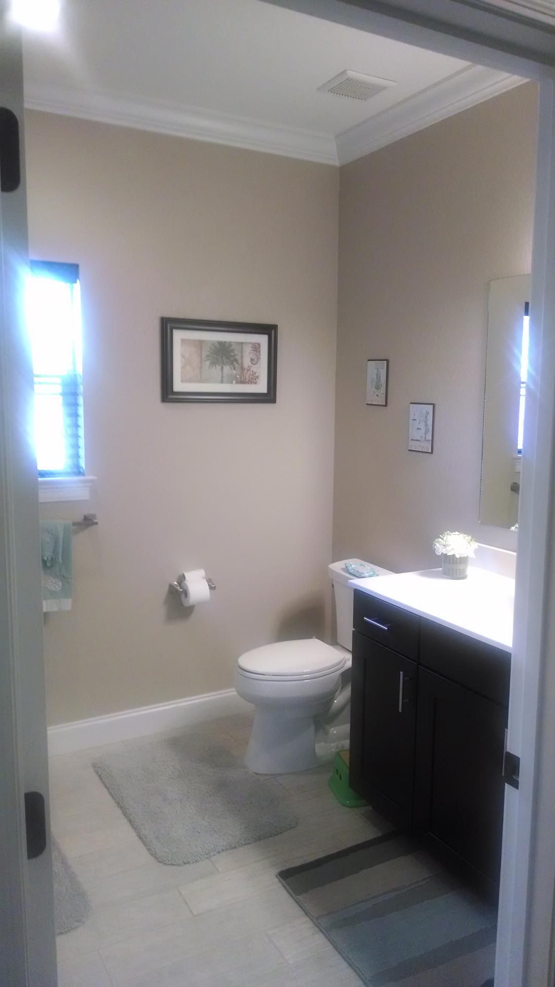 THE WOODLANDS - Residential Lease