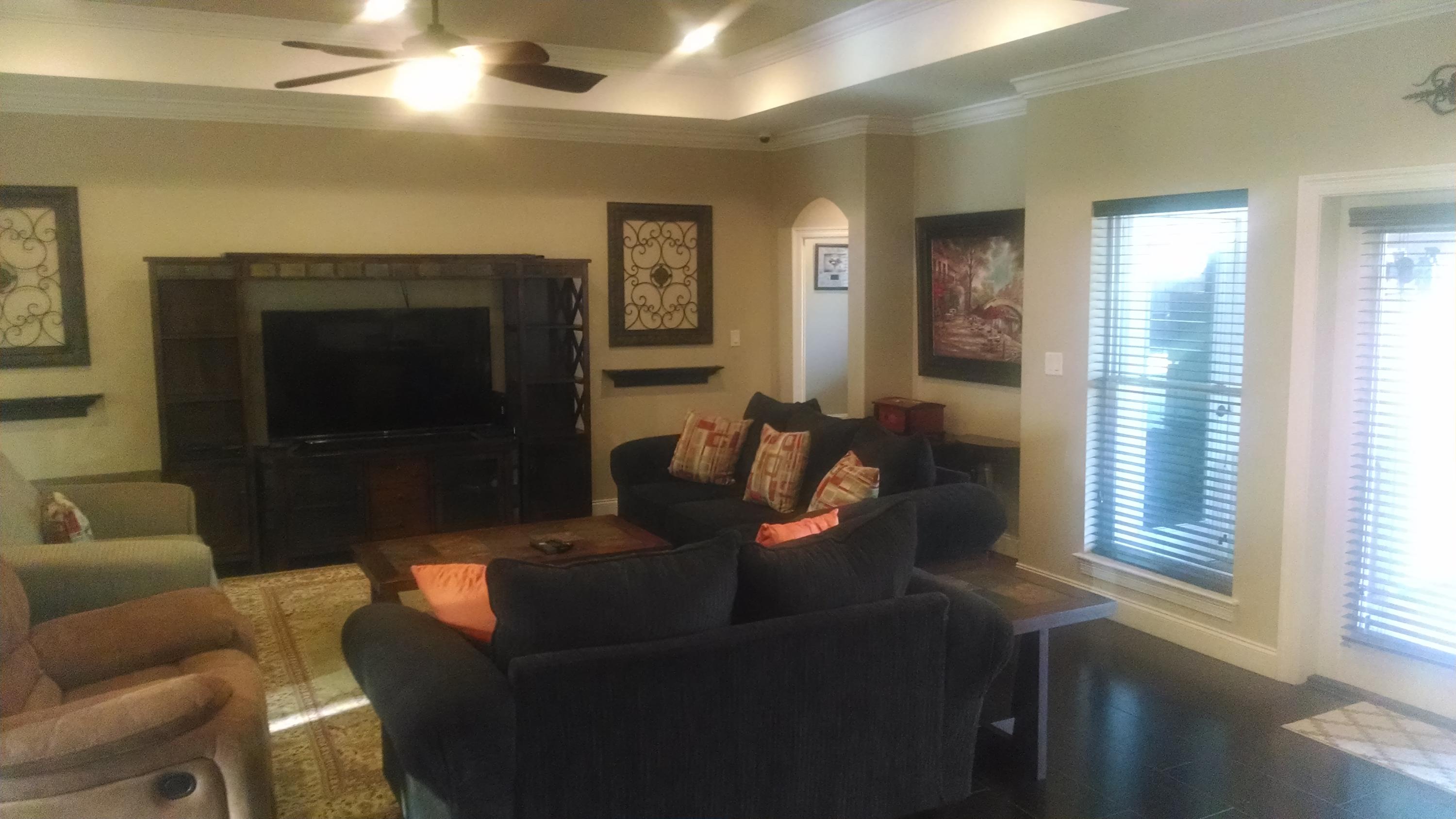 THE WOODLANDS - Residential Lease