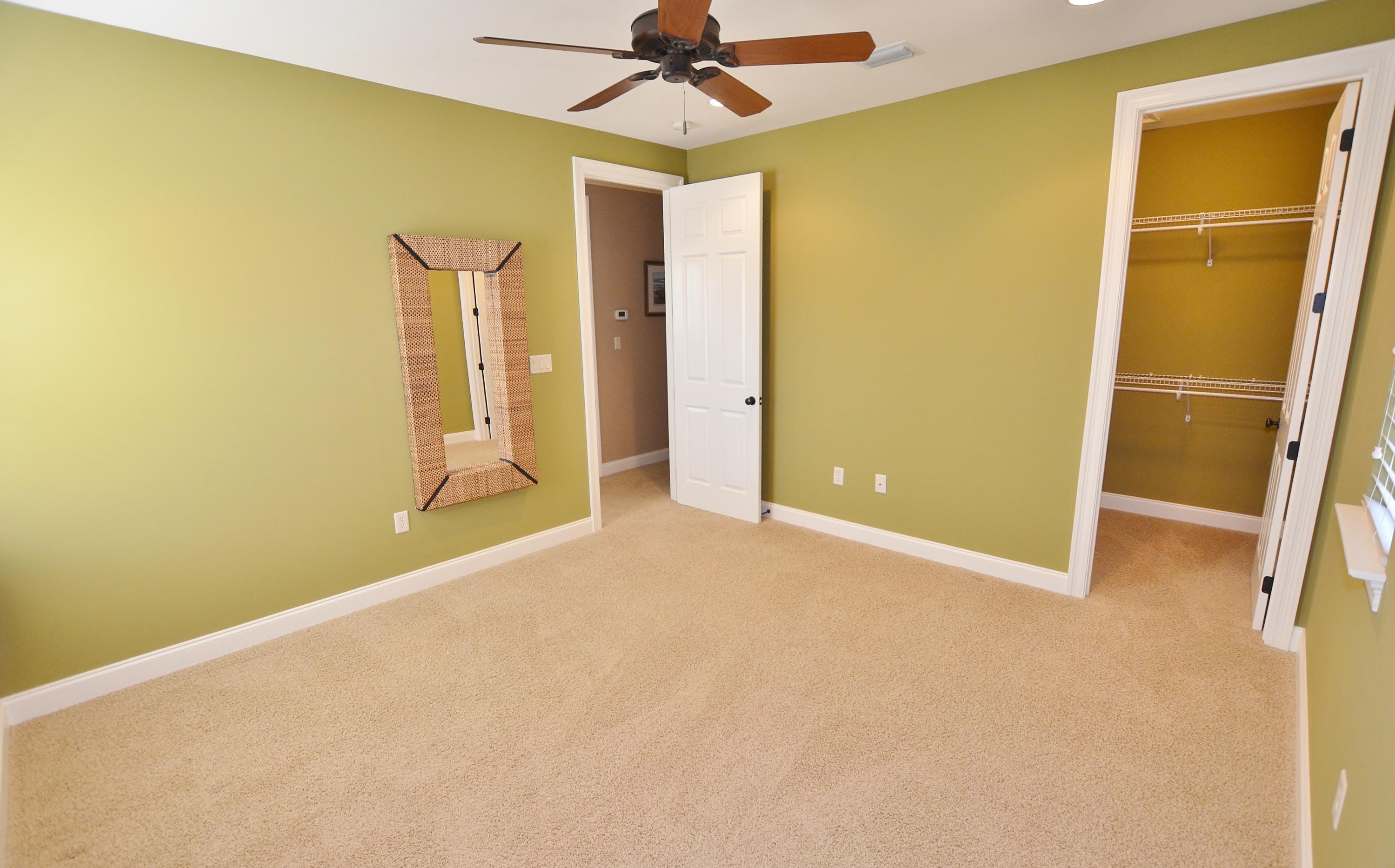 VINEYARD THE - Residential Lease