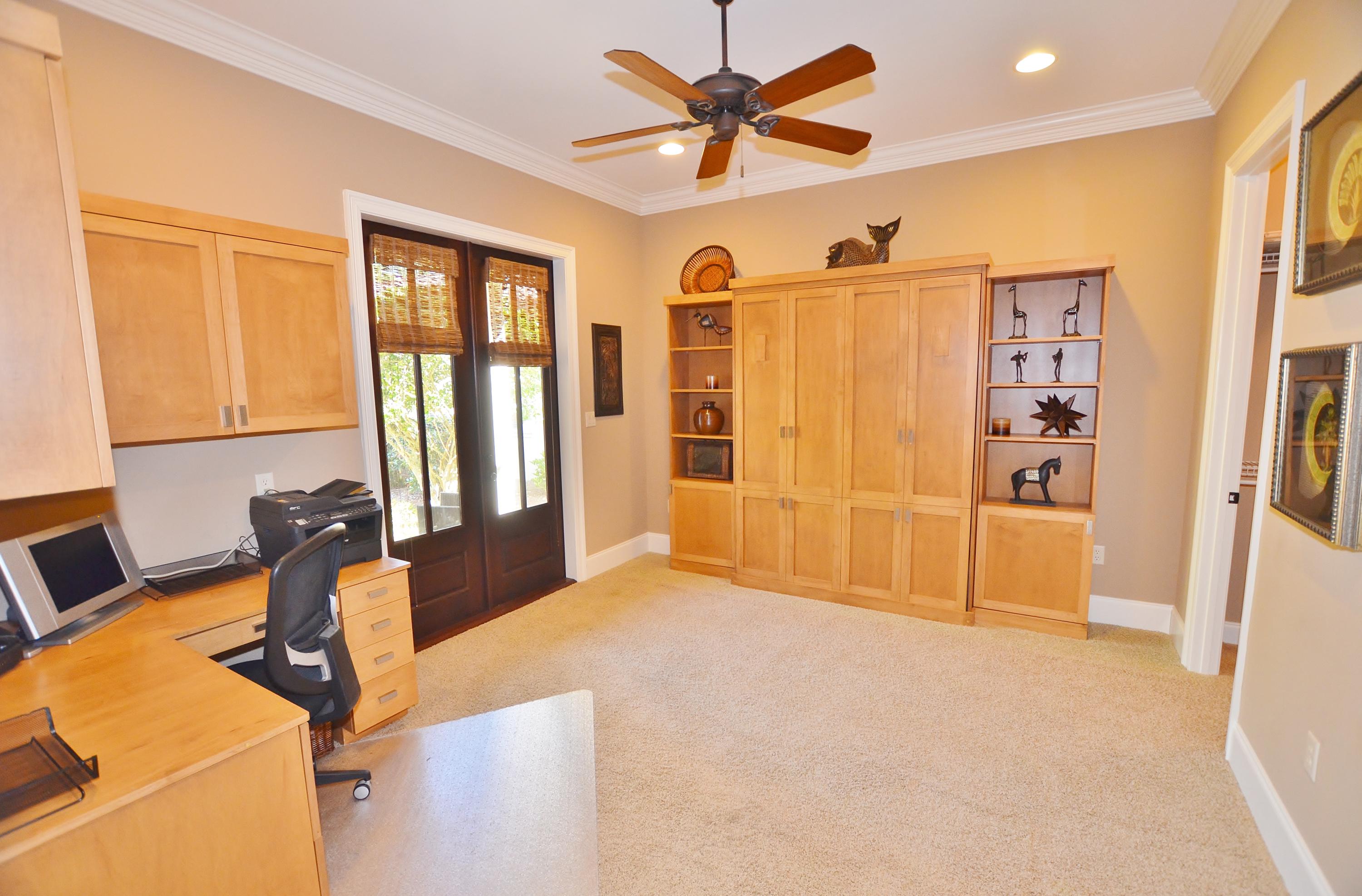 VINEYARD THE - Residential Lease