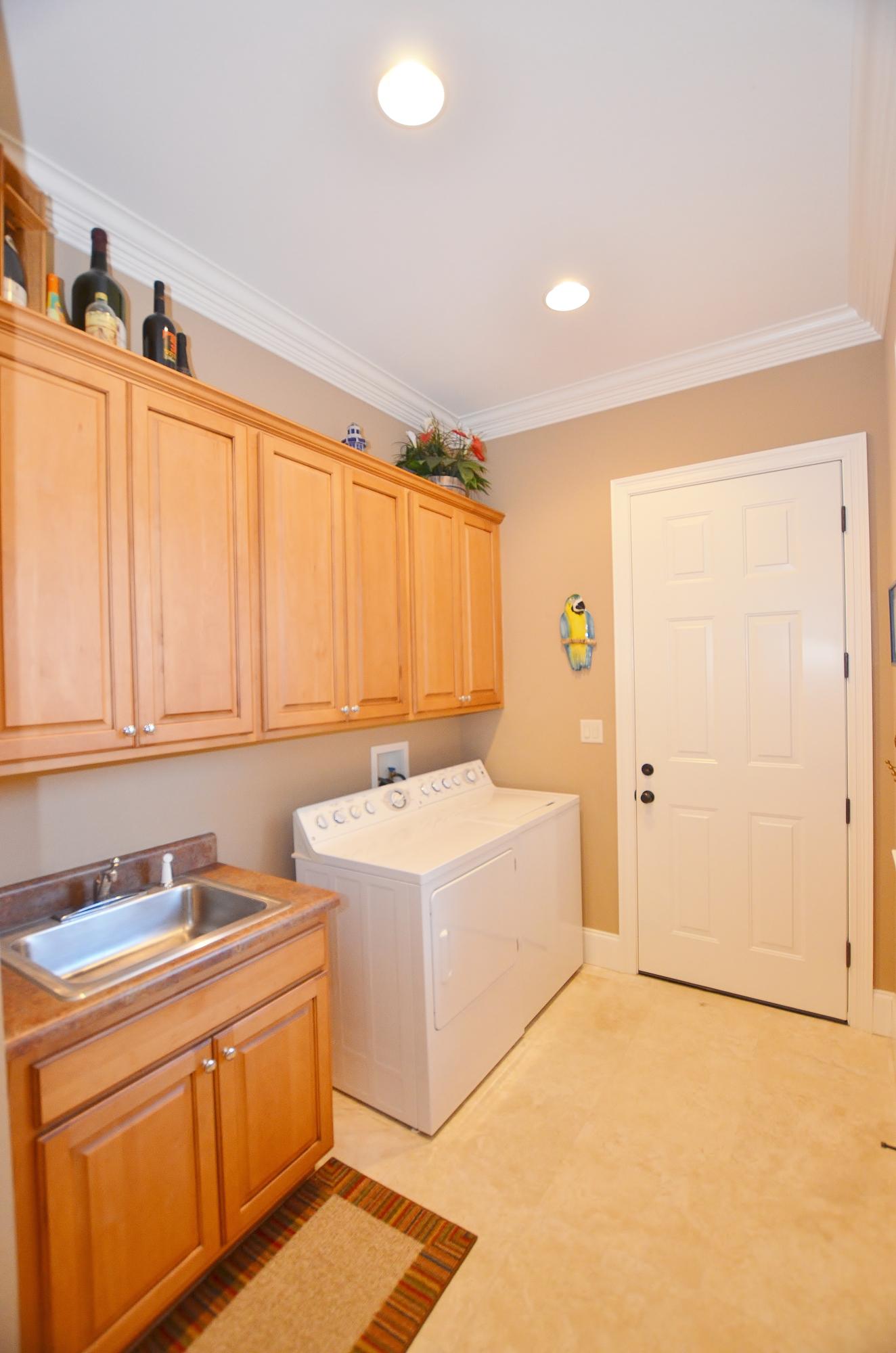 VINEYARD THE - Residential Lease
