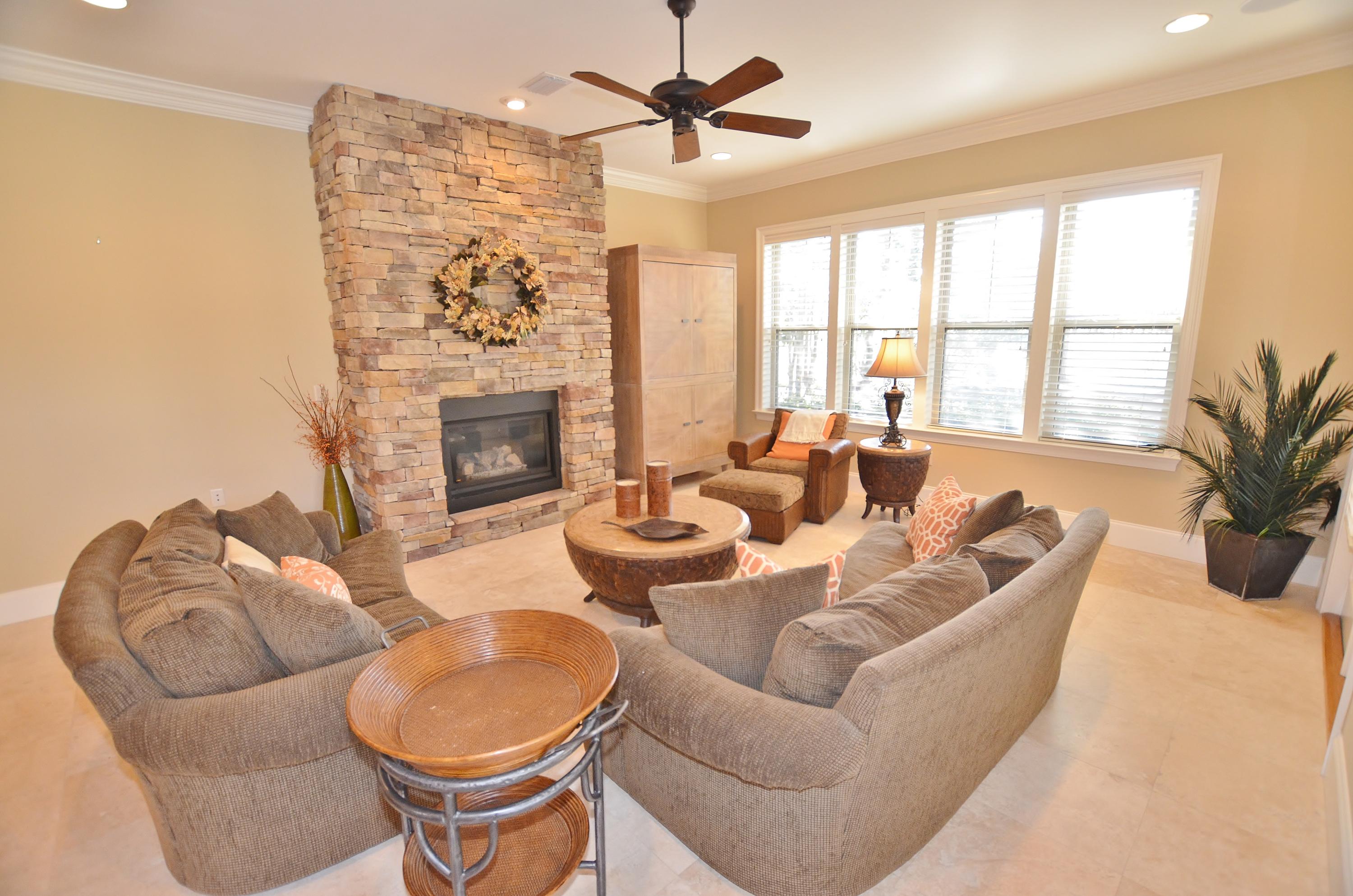 VINEYARD THE - Residential Lease