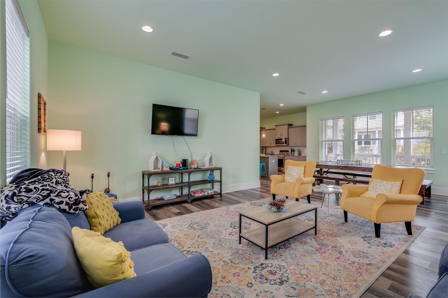 HIGHLAND PARK; HIGHLAND PARKS - Residential